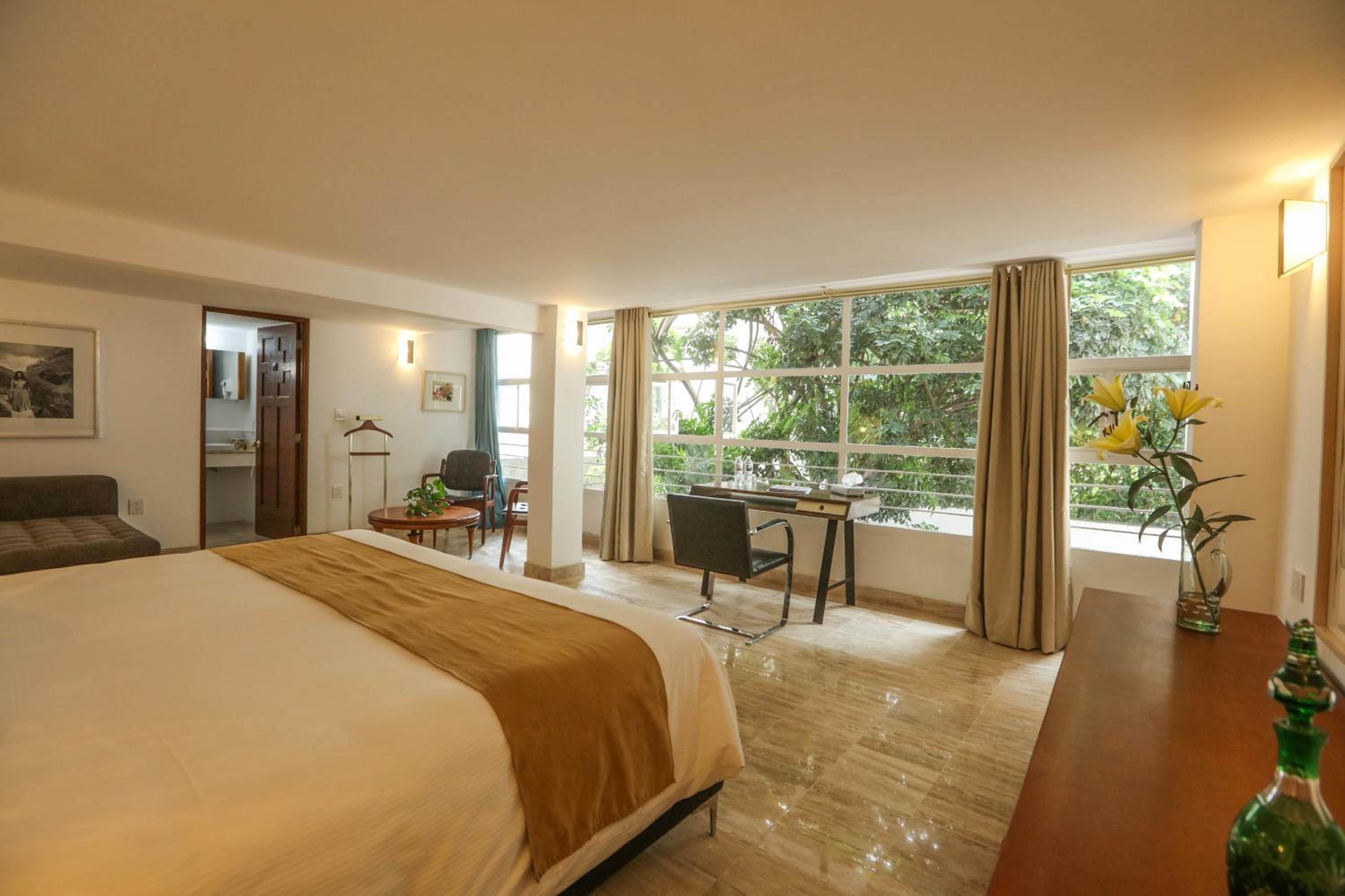 hotel room
