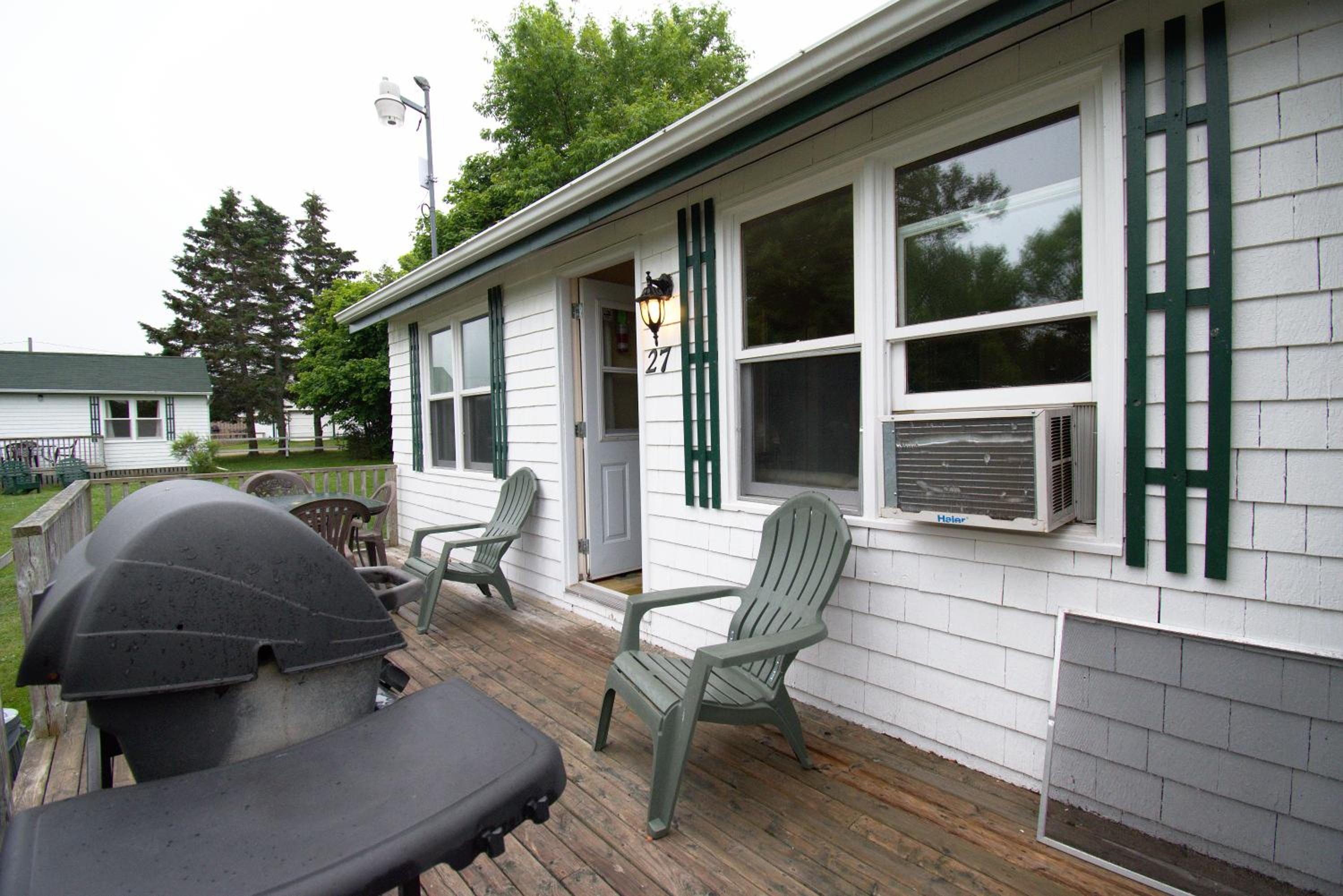 Lakeview Lodge and Cottages