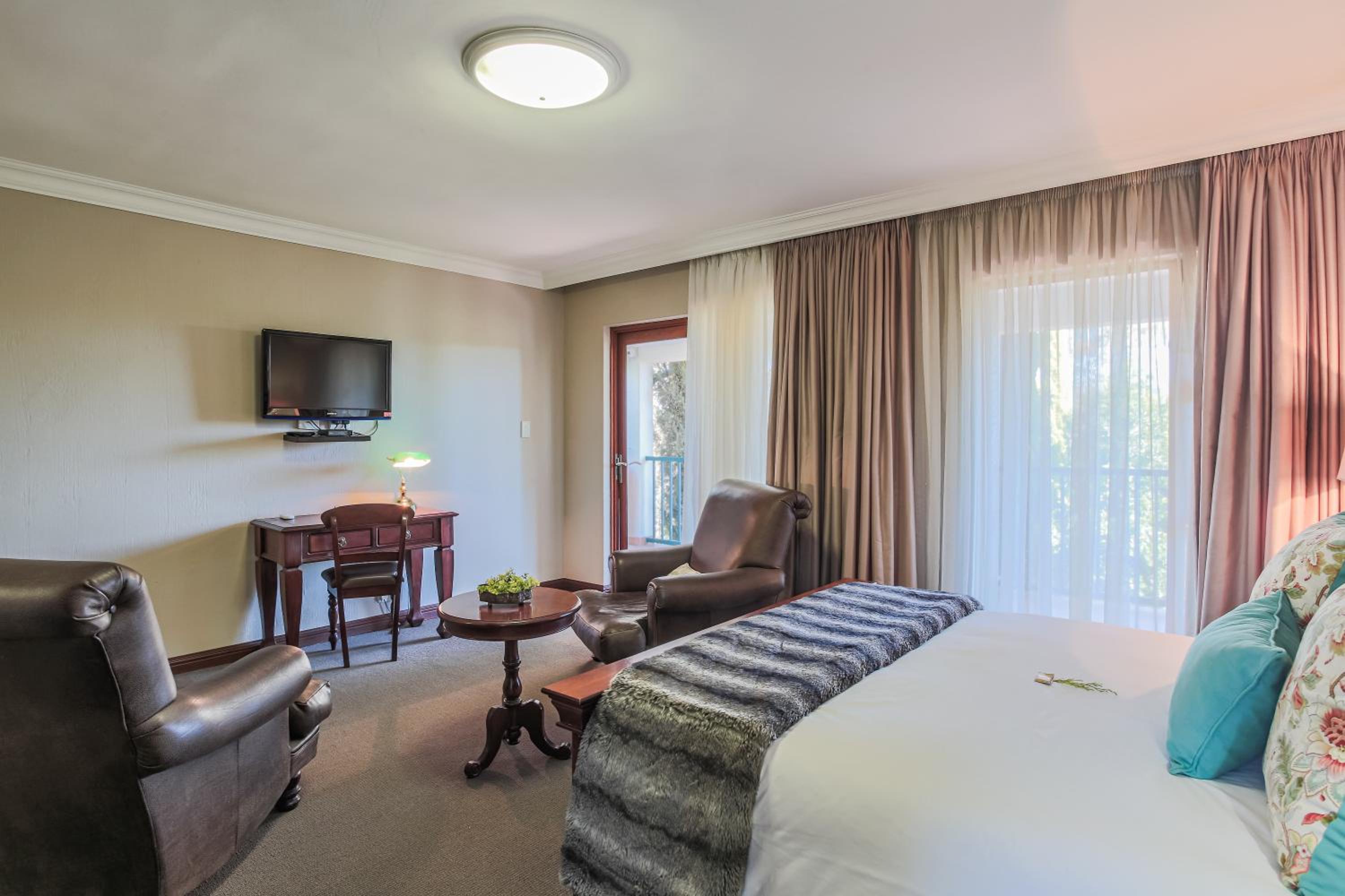 HOSPITALity Lodges