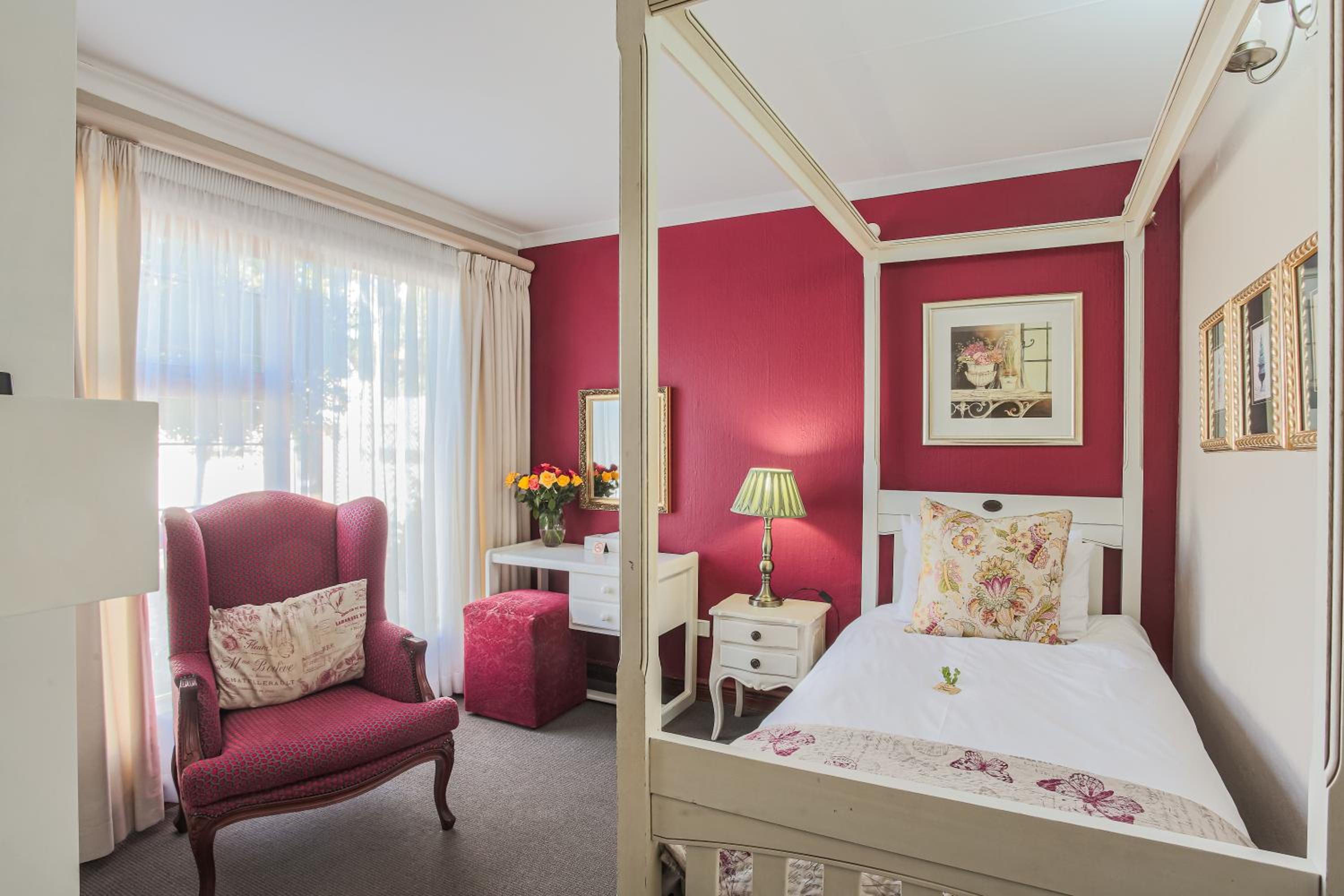 HOSPITALity Lodges