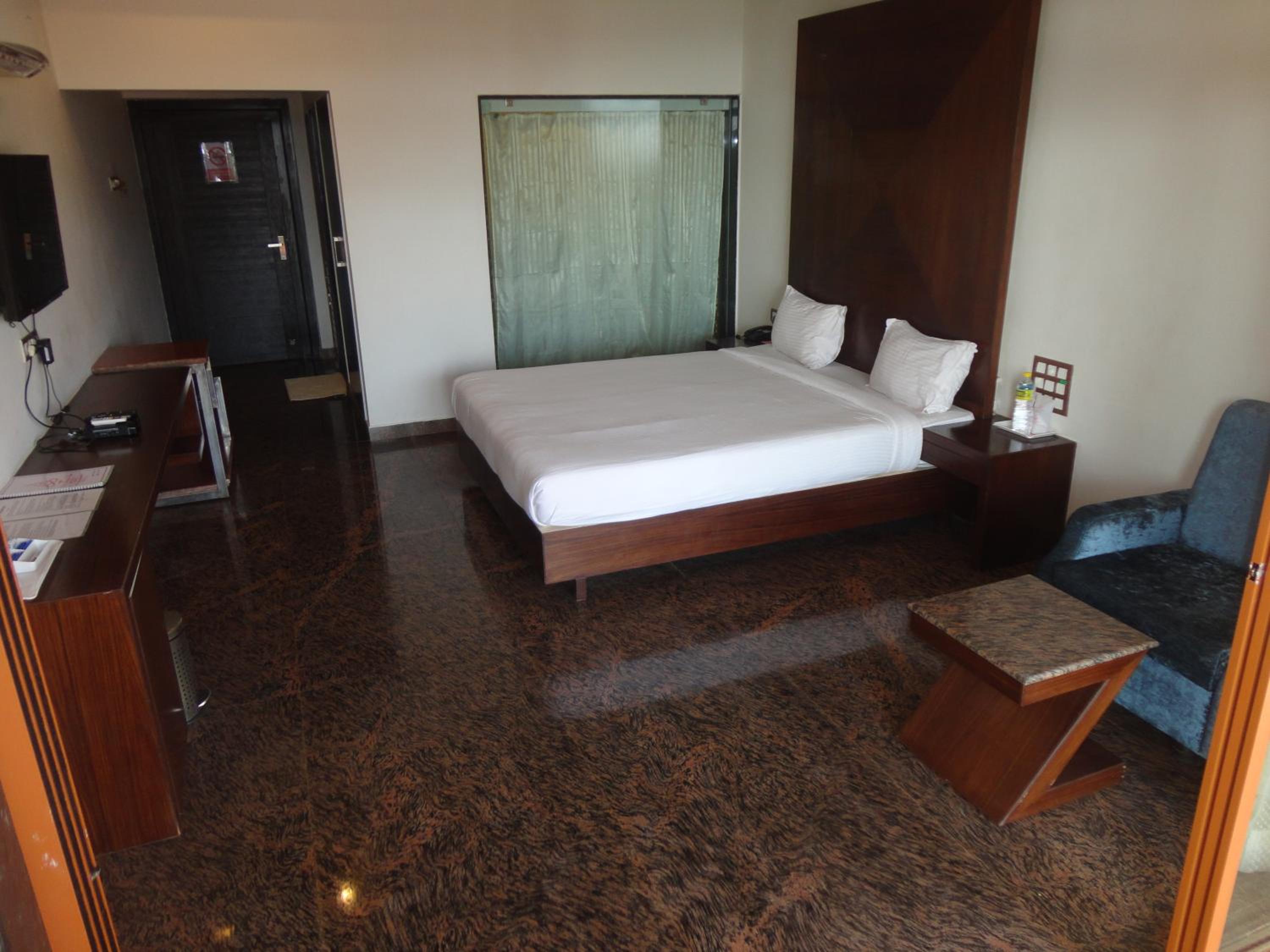 Kudle Beach View Resort And Spa Gokarna