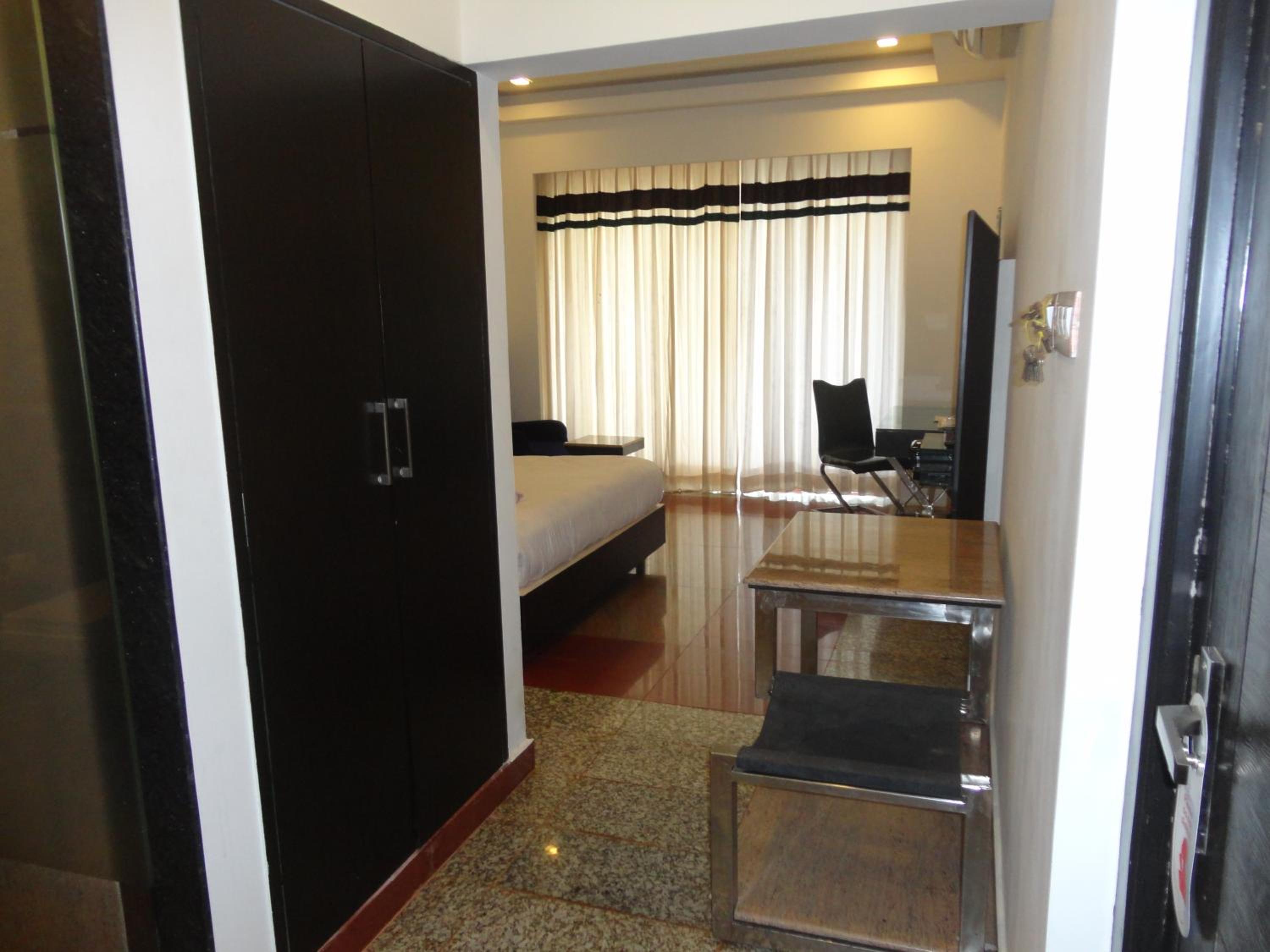 Kudle Beach View Resort And Spa Gokarna