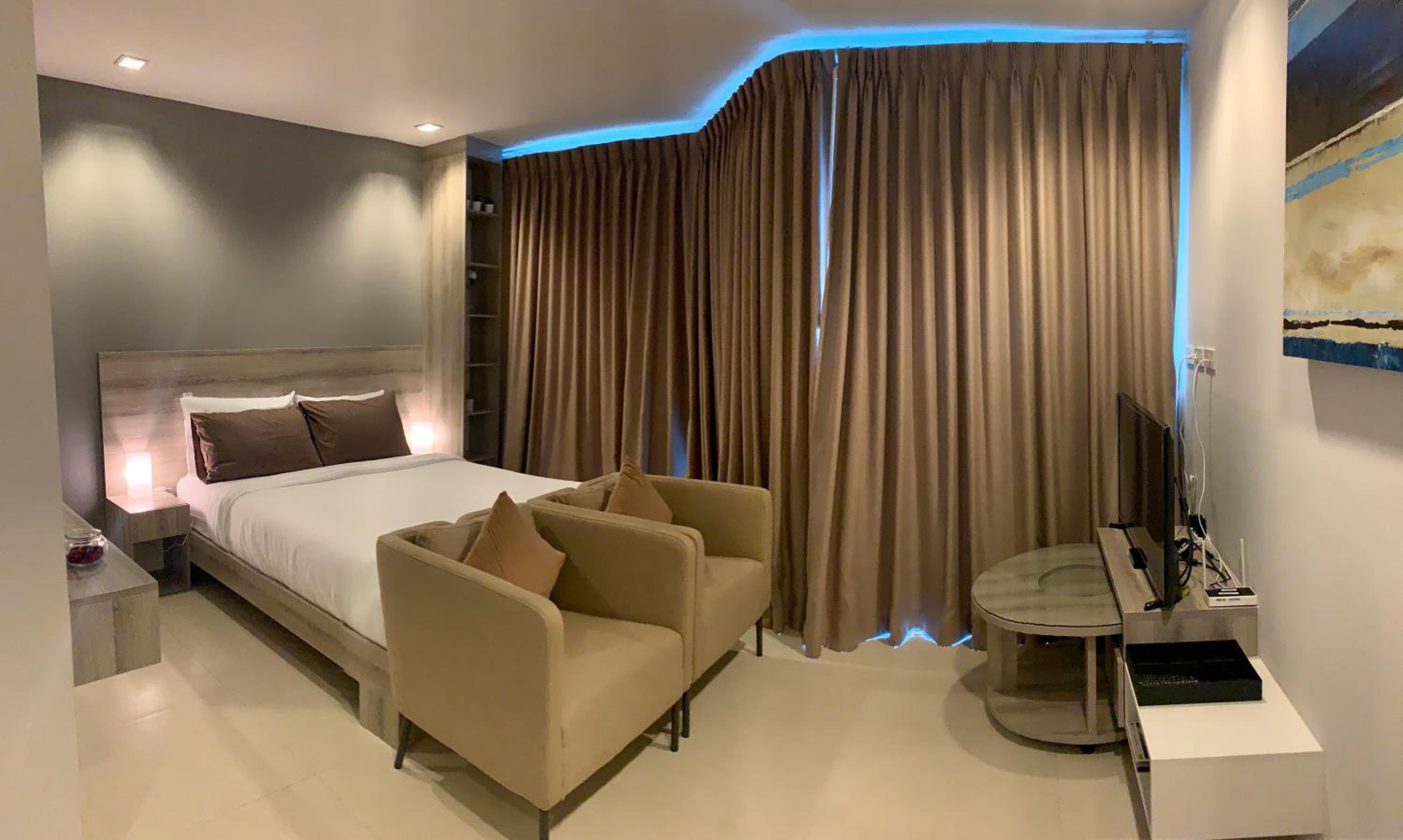 hotel room