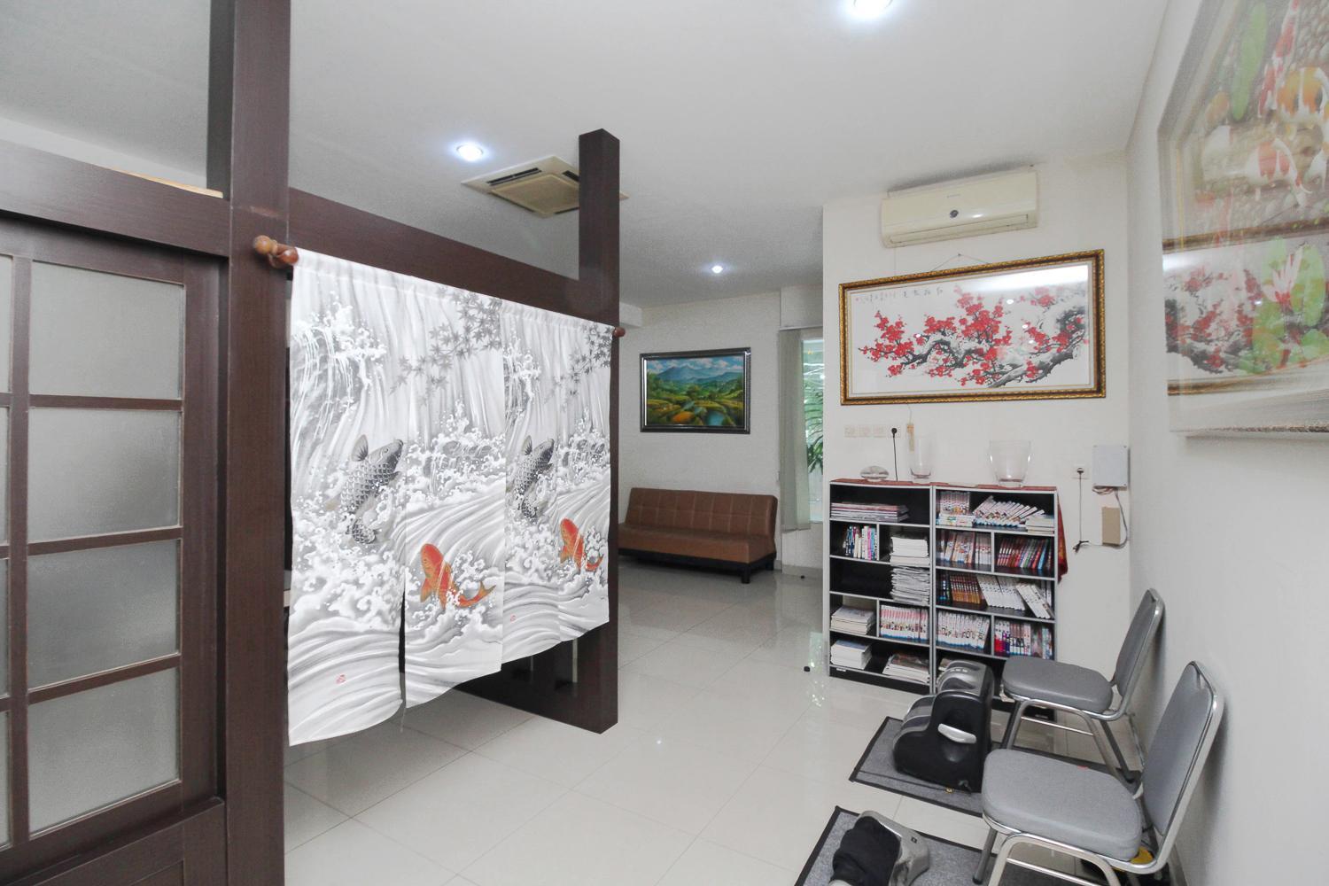 Blossom Resident Blok M