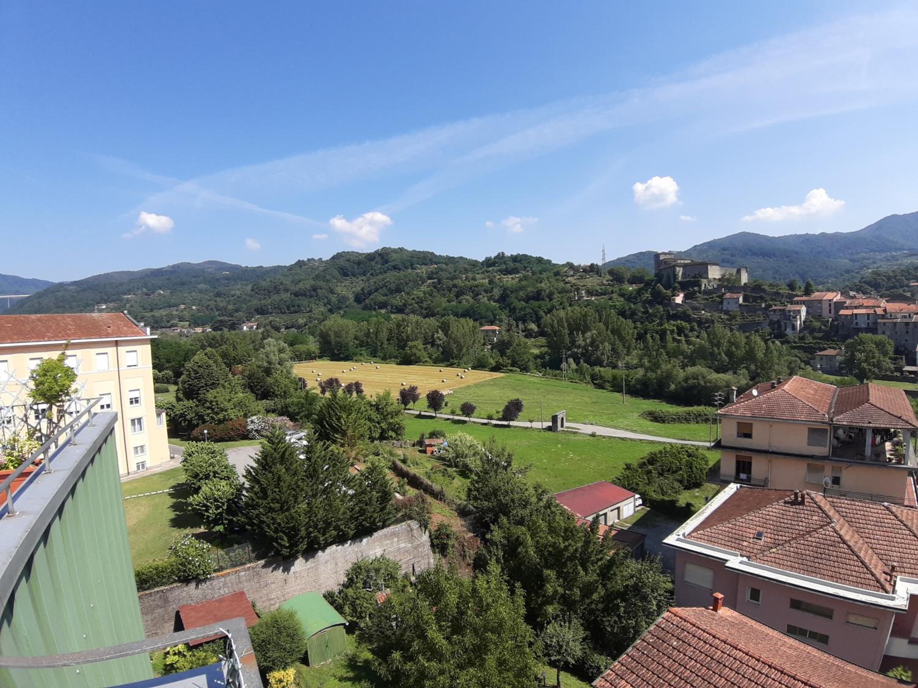 Appartamento panoramico Pontremoli view 5