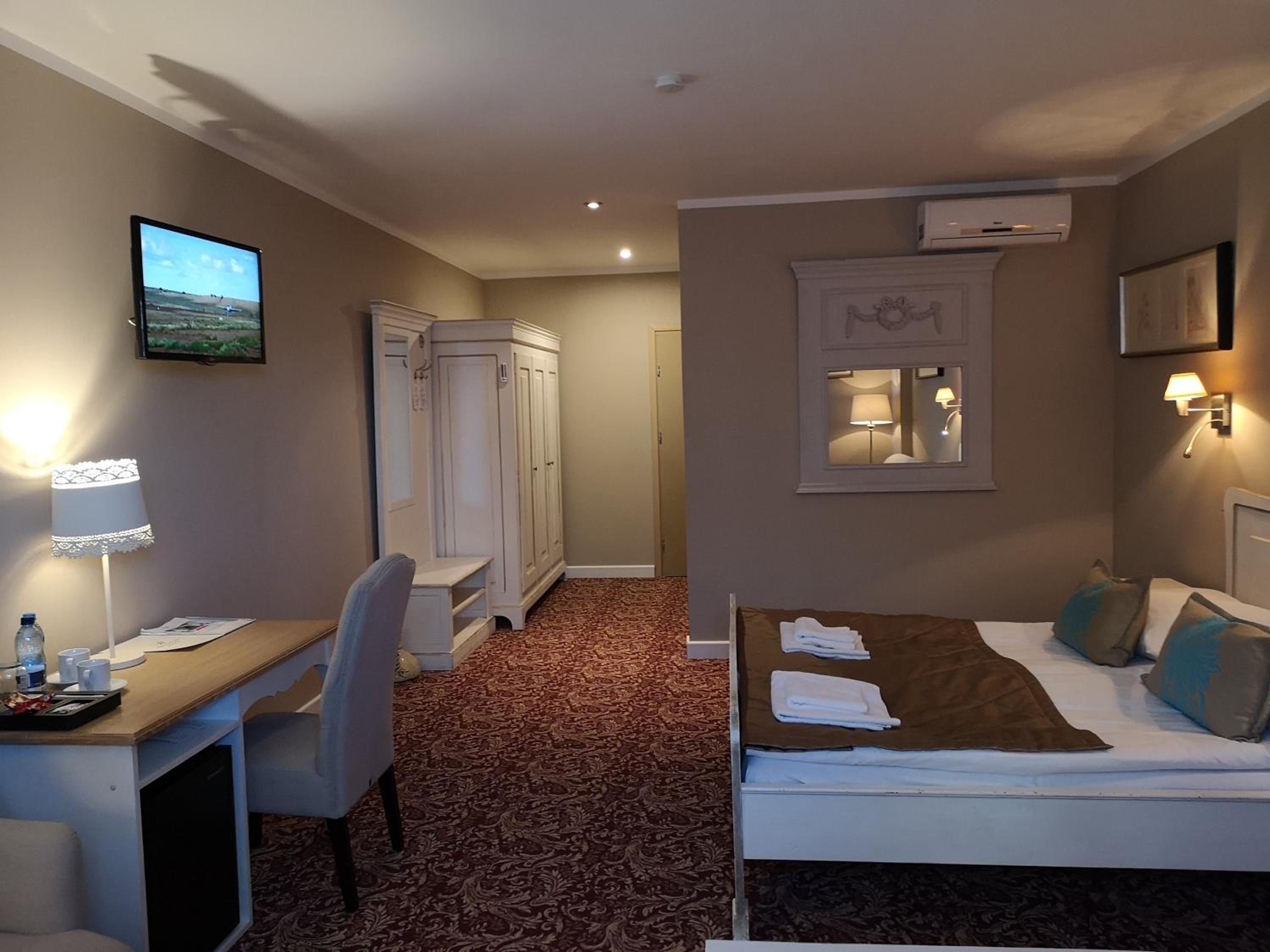 Riviera Resort Airport Modlin