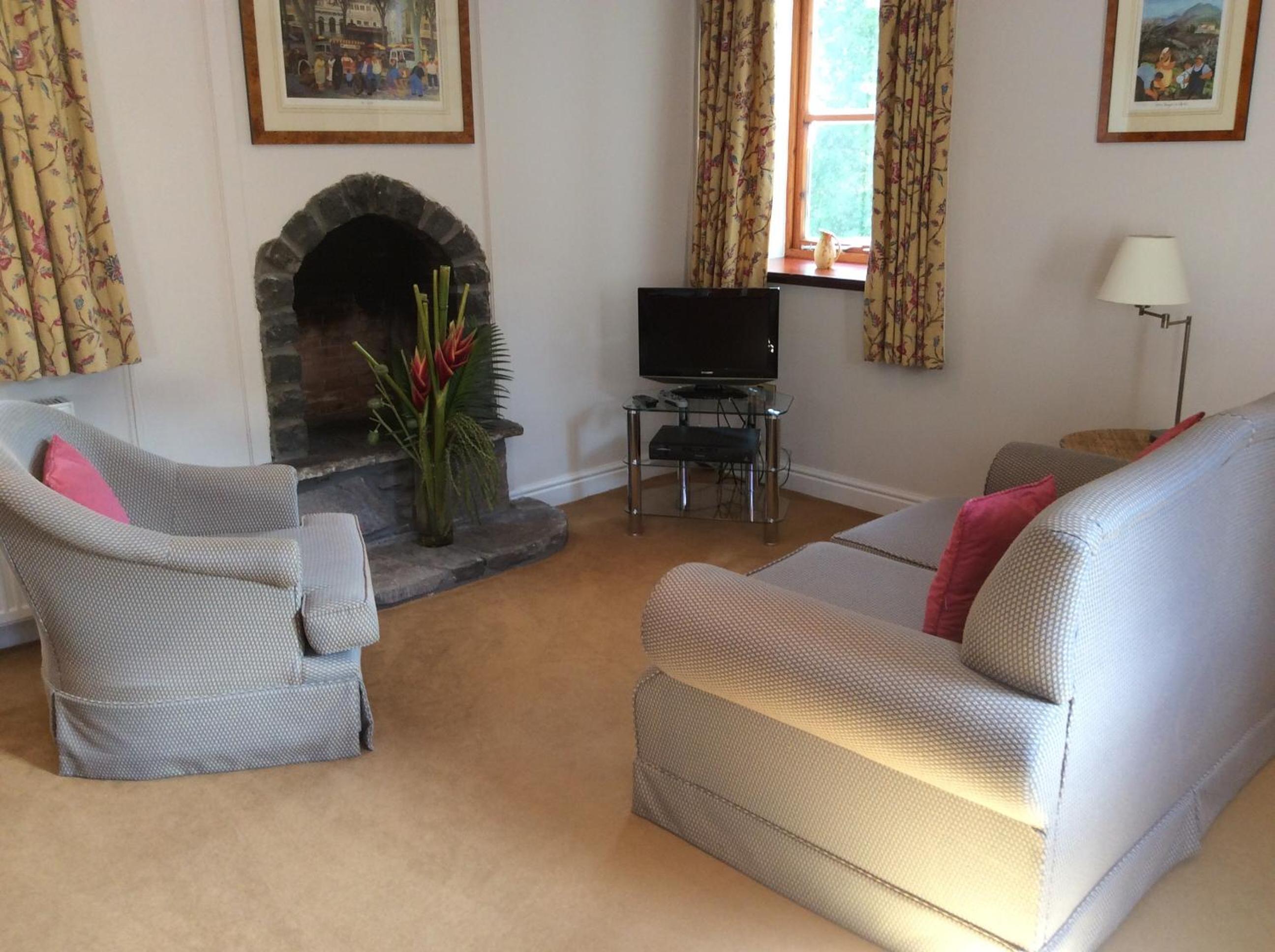 Jock Scott Cottage view 4