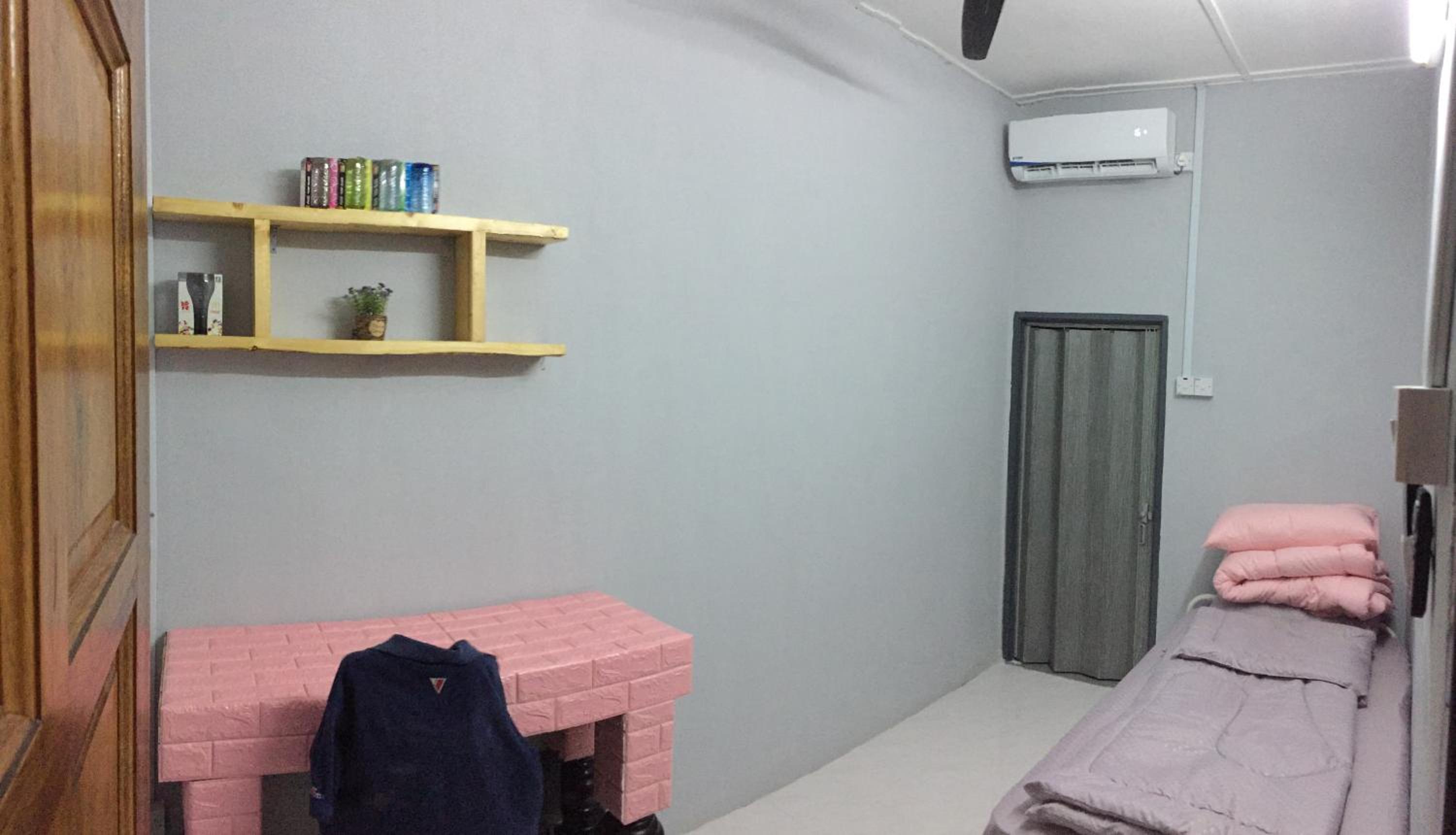 Photo 12