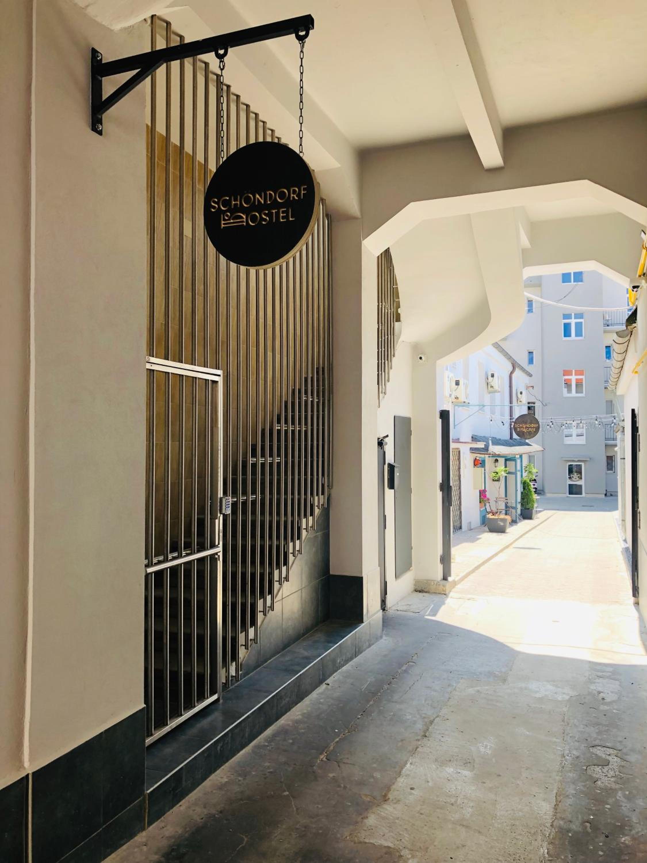 Hotel Schöndorf Hostel - virtual reception - Image 1
