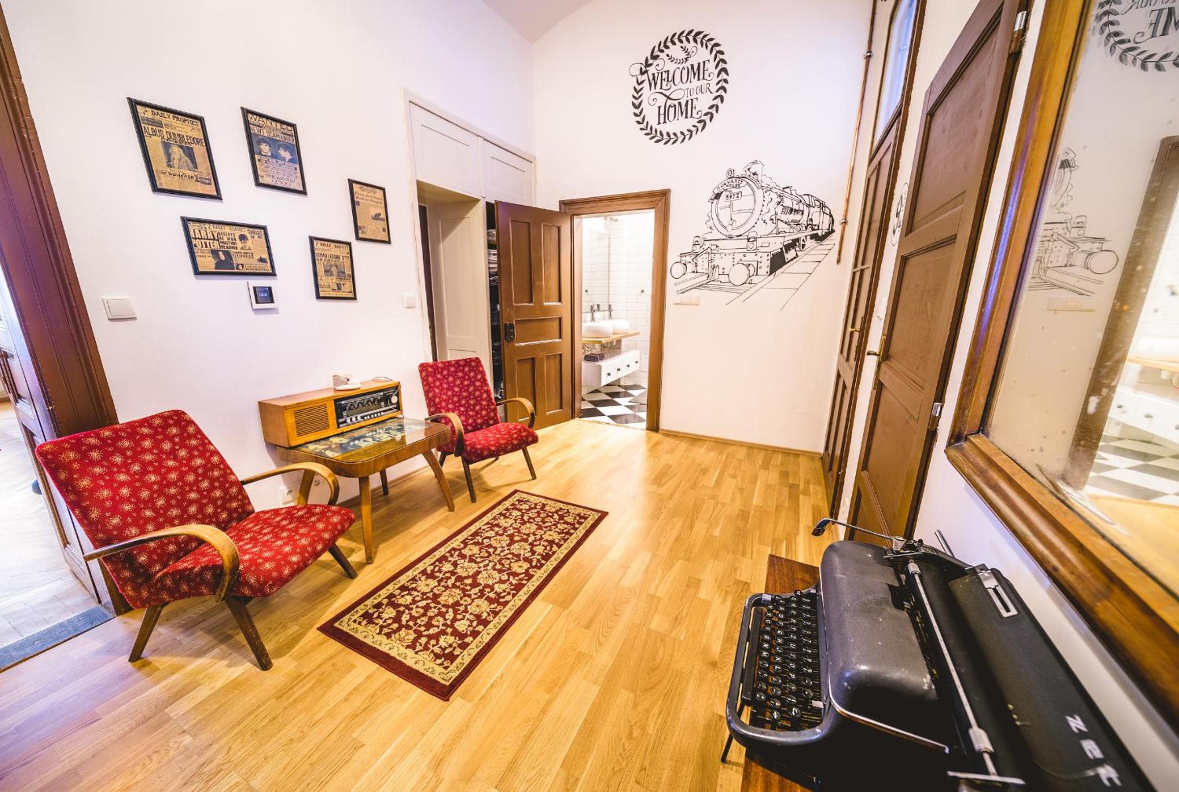 lounge