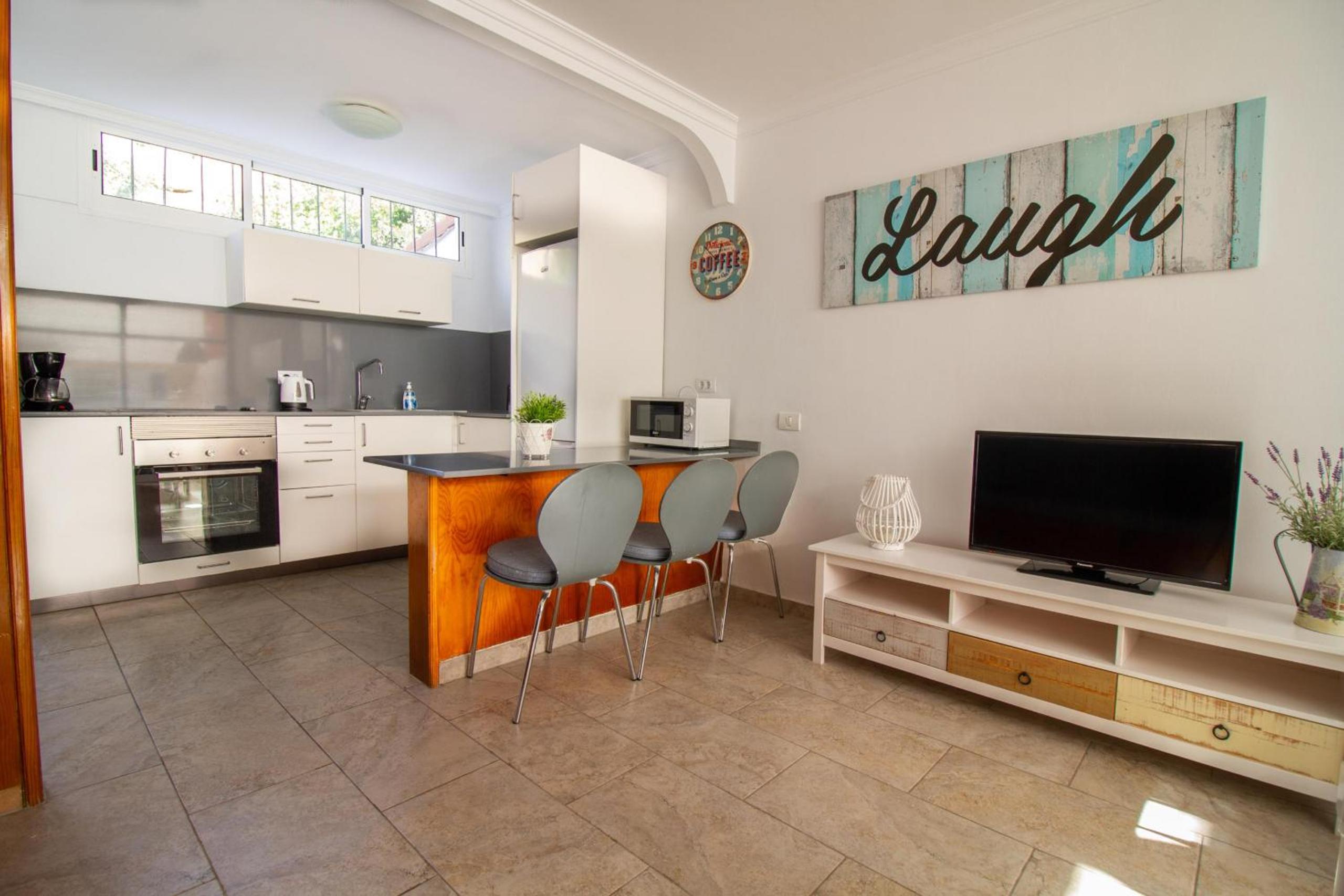 Flatguest PR Beach - Terrace + Garden + 24H view 3