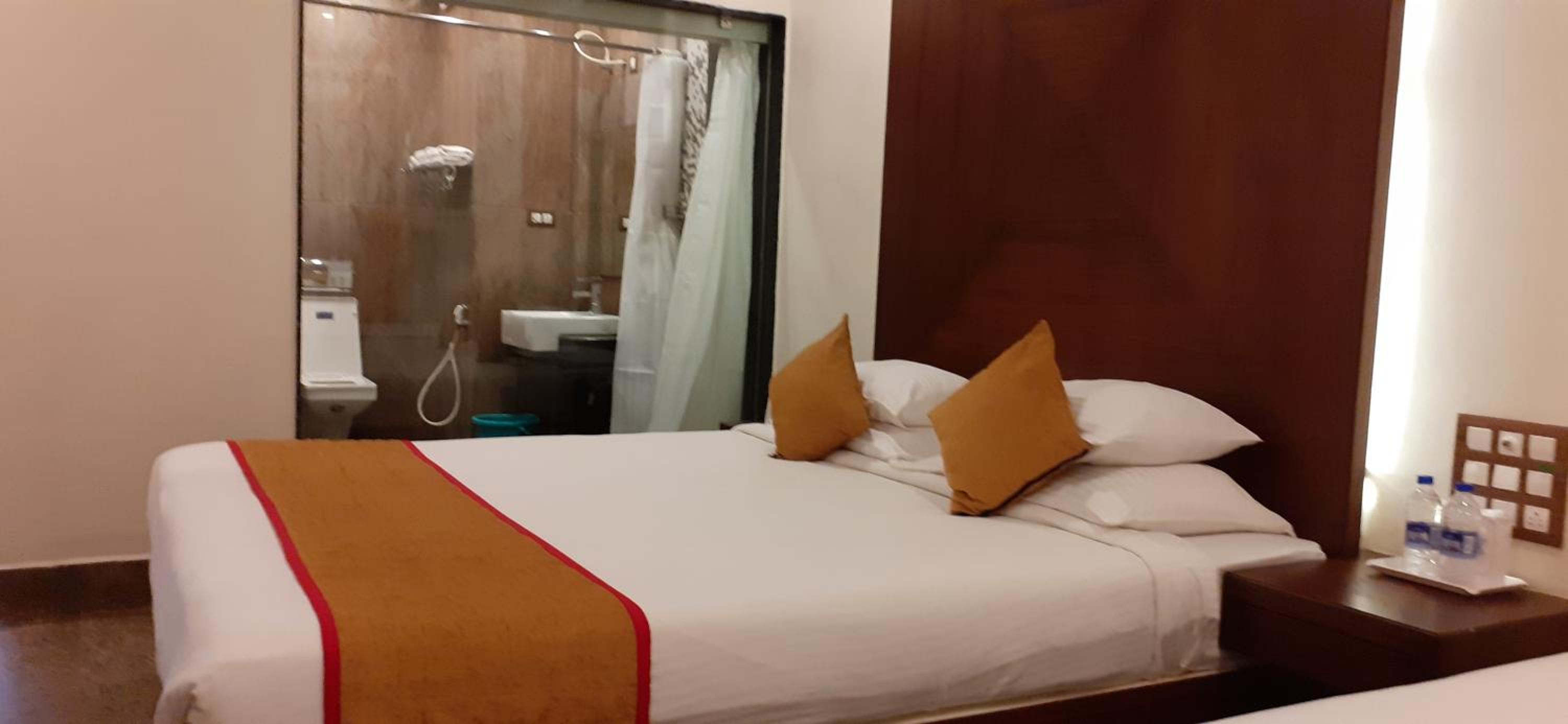 Kudle Beach View Resort And Spa Gokarna