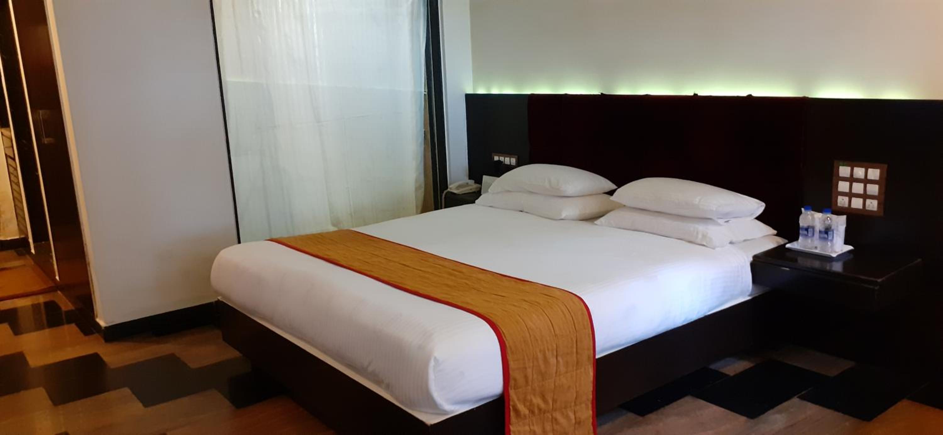 Kudle Beach View Resort And Spa Gokarna