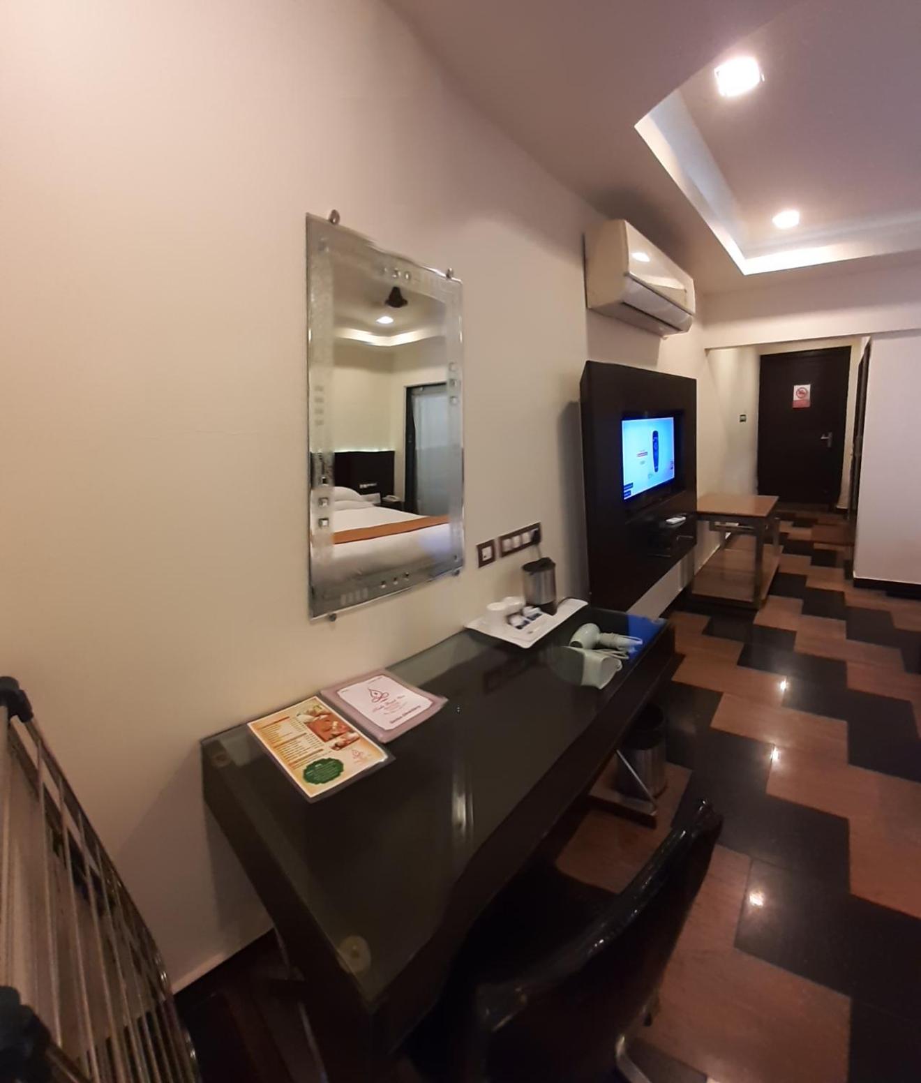 Kudle Beach View Resort And Spa Gokarna