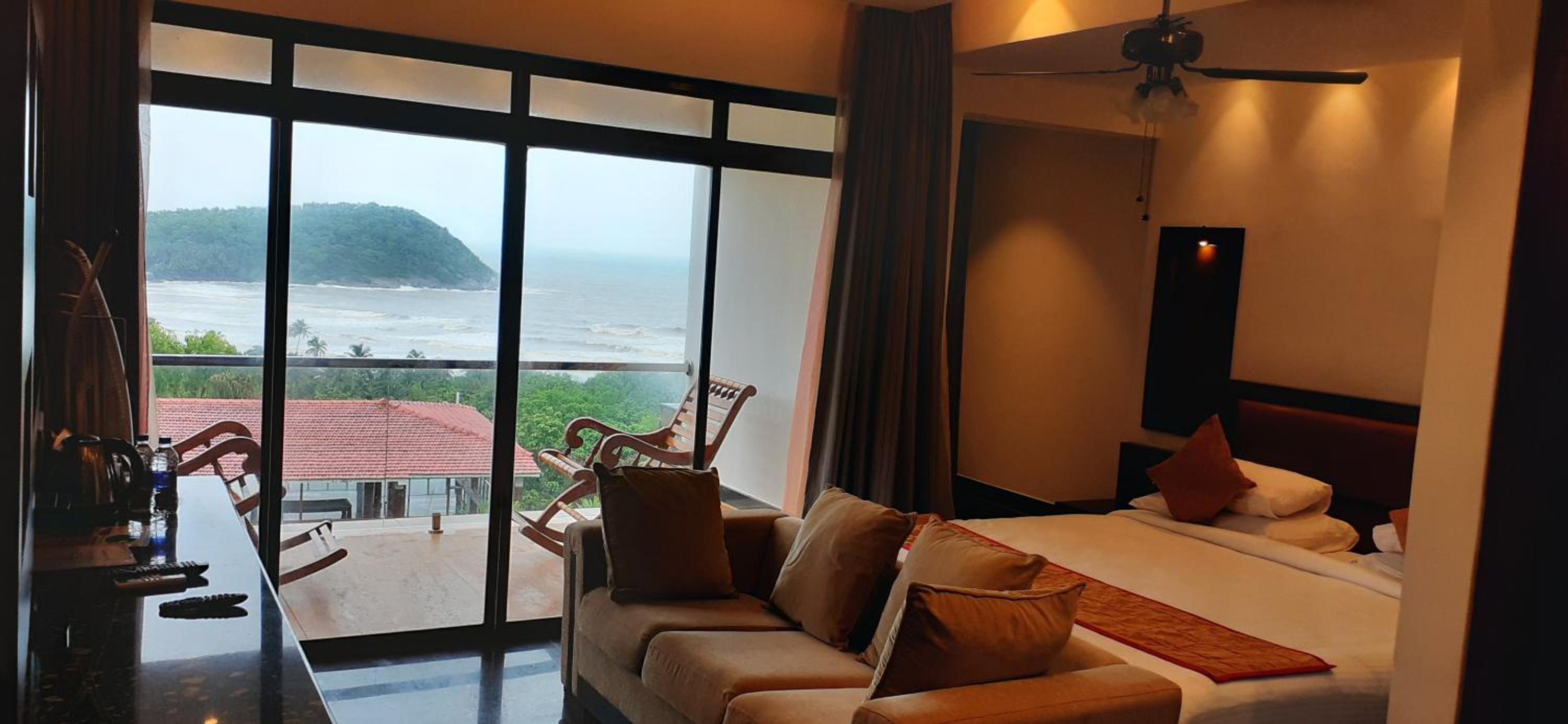 Kudle Beach View Resort And Spa Gokarna