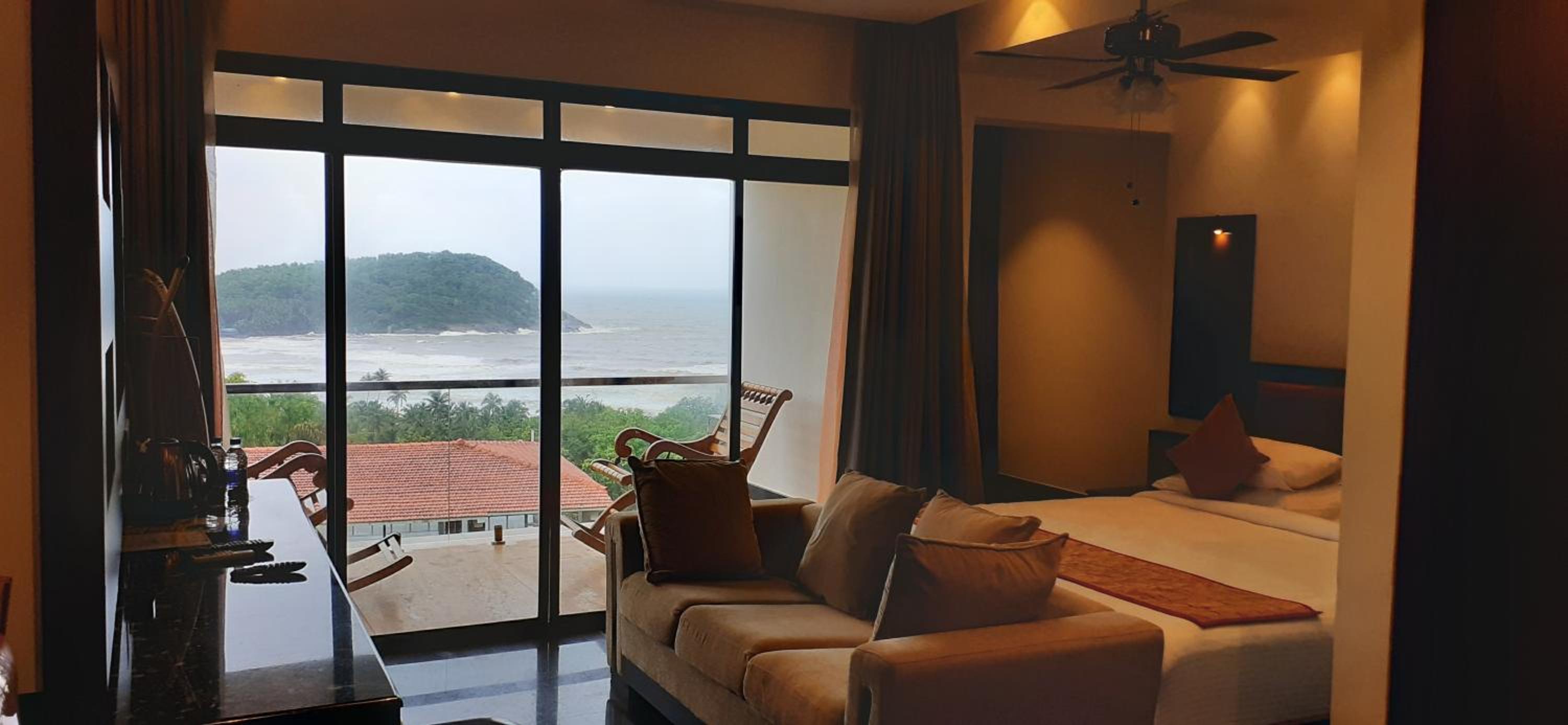 Kudle Beach View Resort And Spa Gokarna