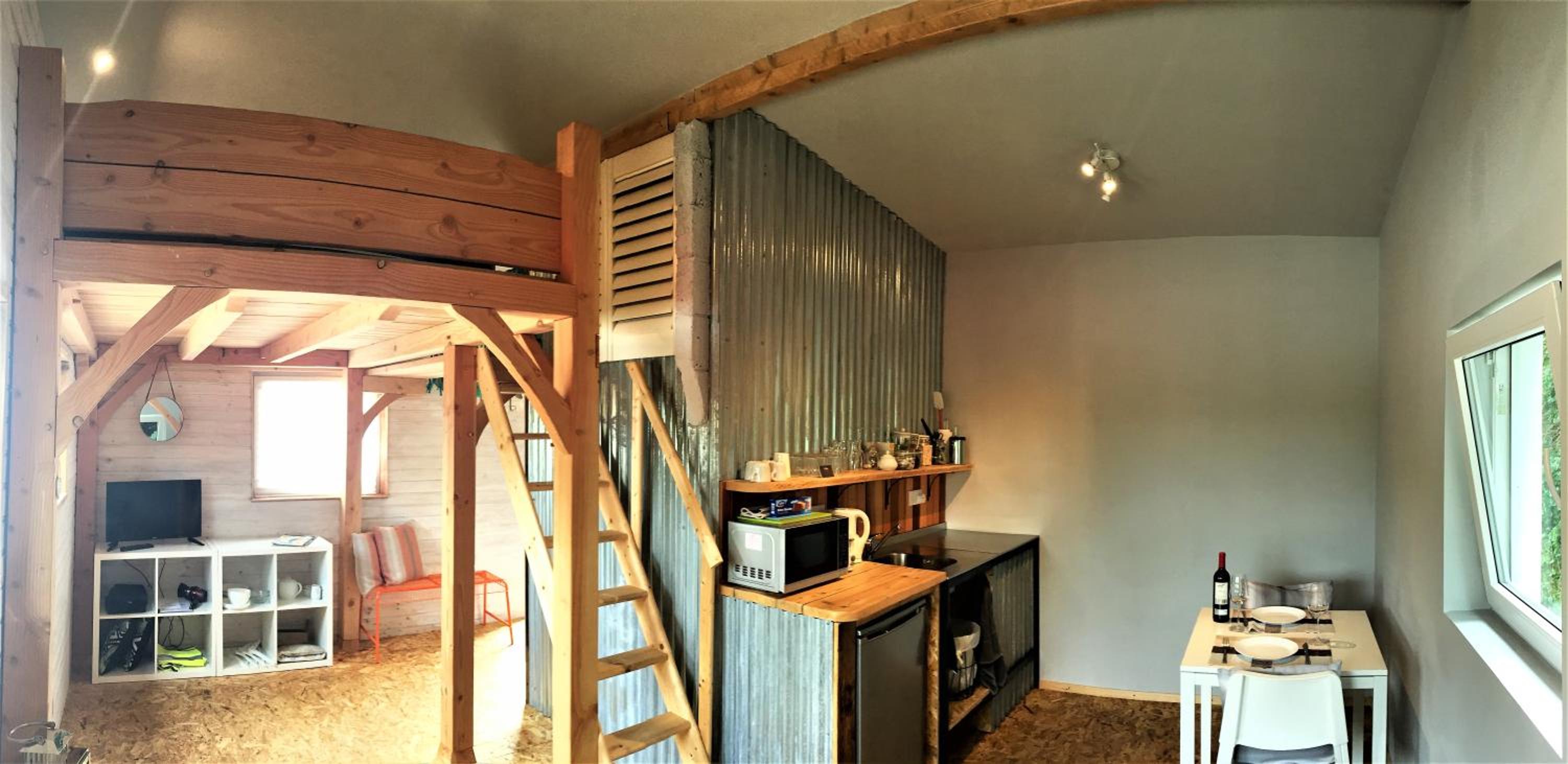 St Awaries Studio, Carne