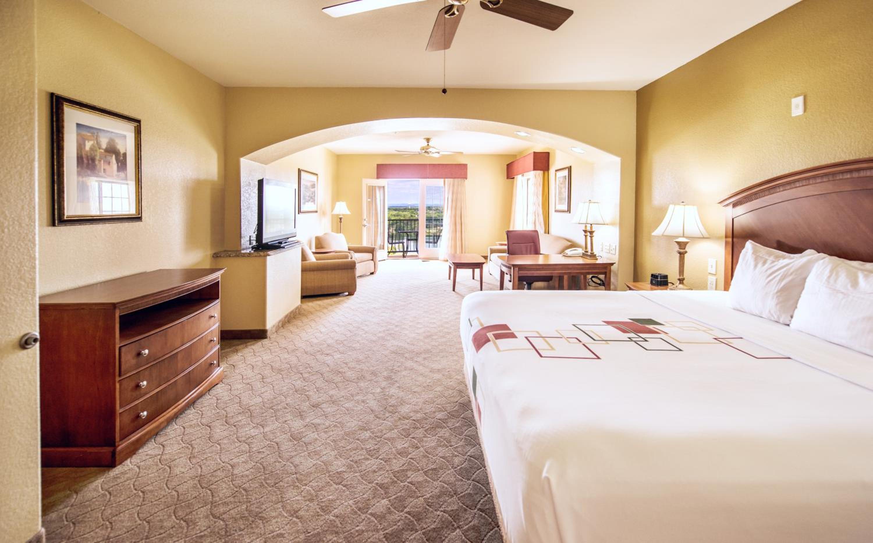 Marble Falls Vacations - La Quinta by Wyndham Marble Falls - Property Image 20