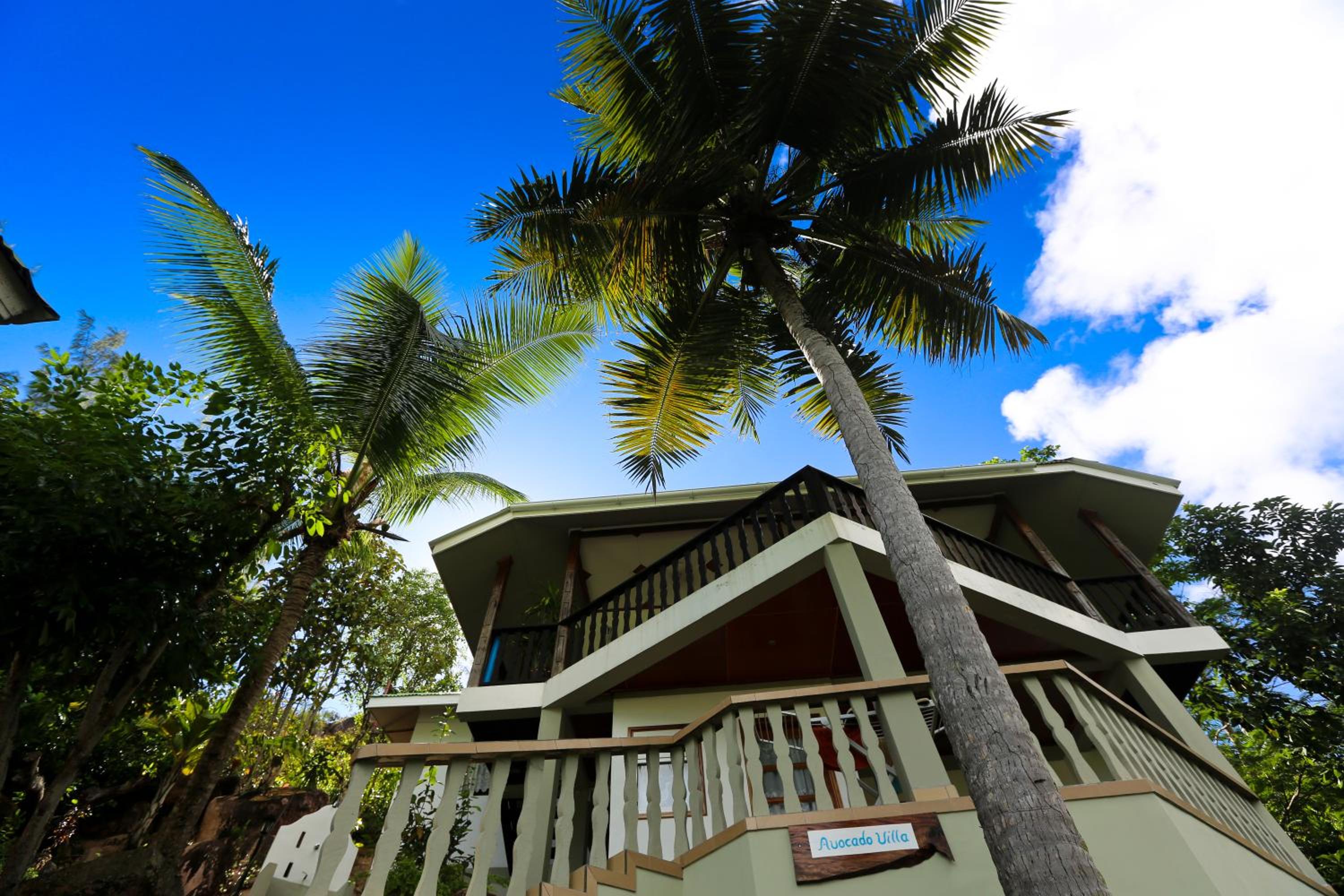 Sea View Lodge