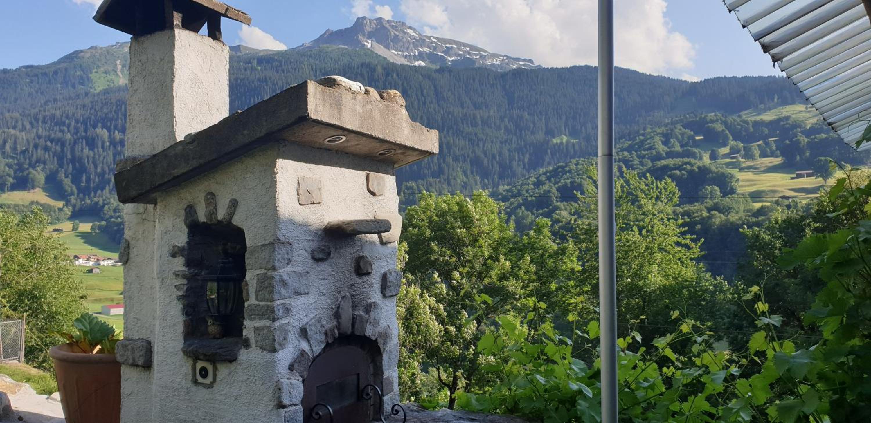 Ferienhaus & Ferienwohnung Wiñay Wayna Gotschna Blick Klosters