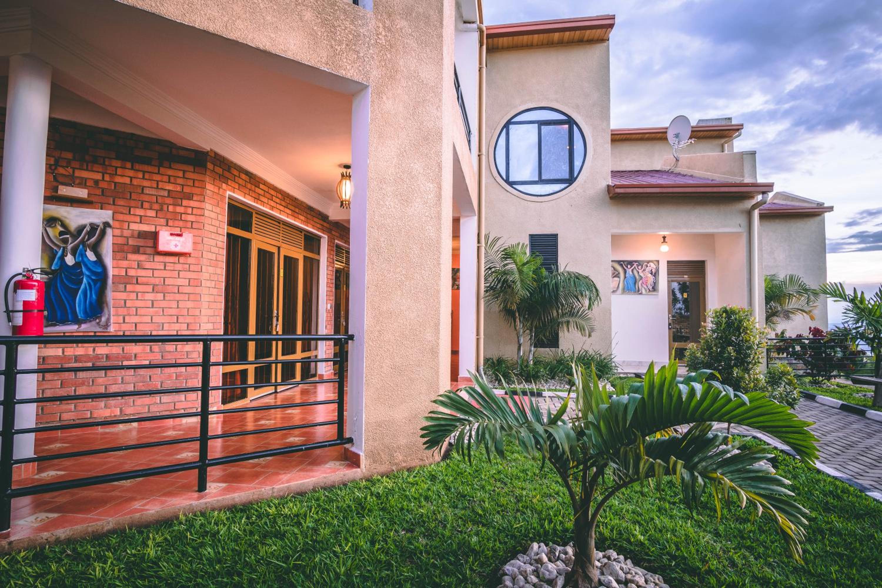 High Ground Villa Ltd
