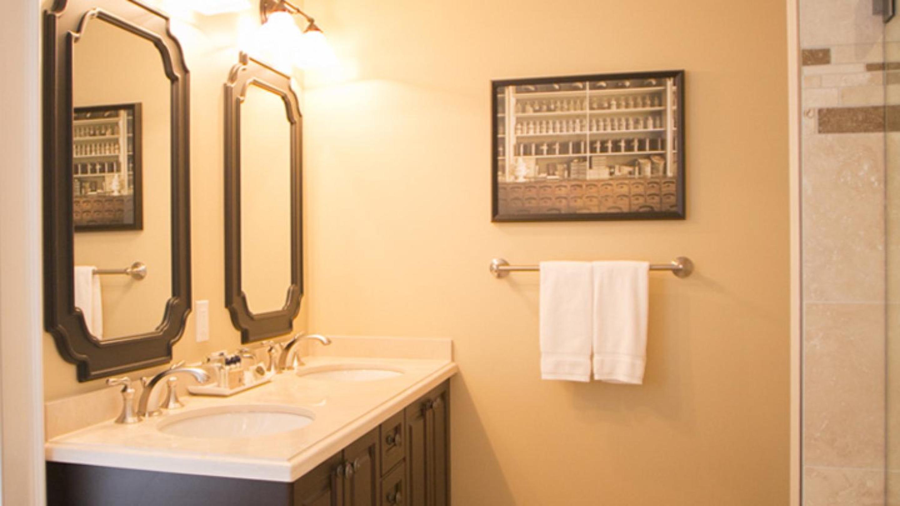 124 on Queen Hotel  Spa - Property Image 99