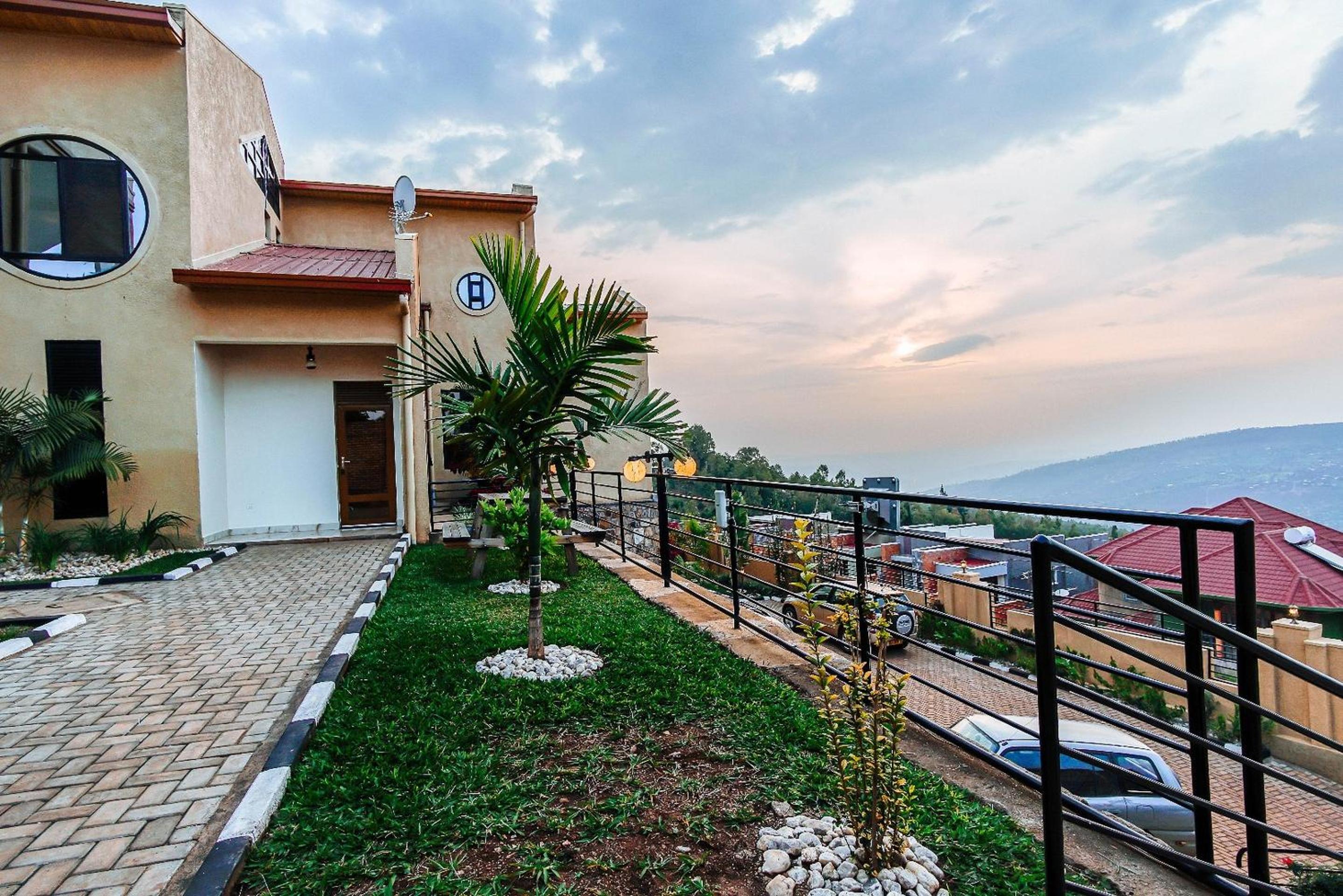 High Ground Villa Ltd
