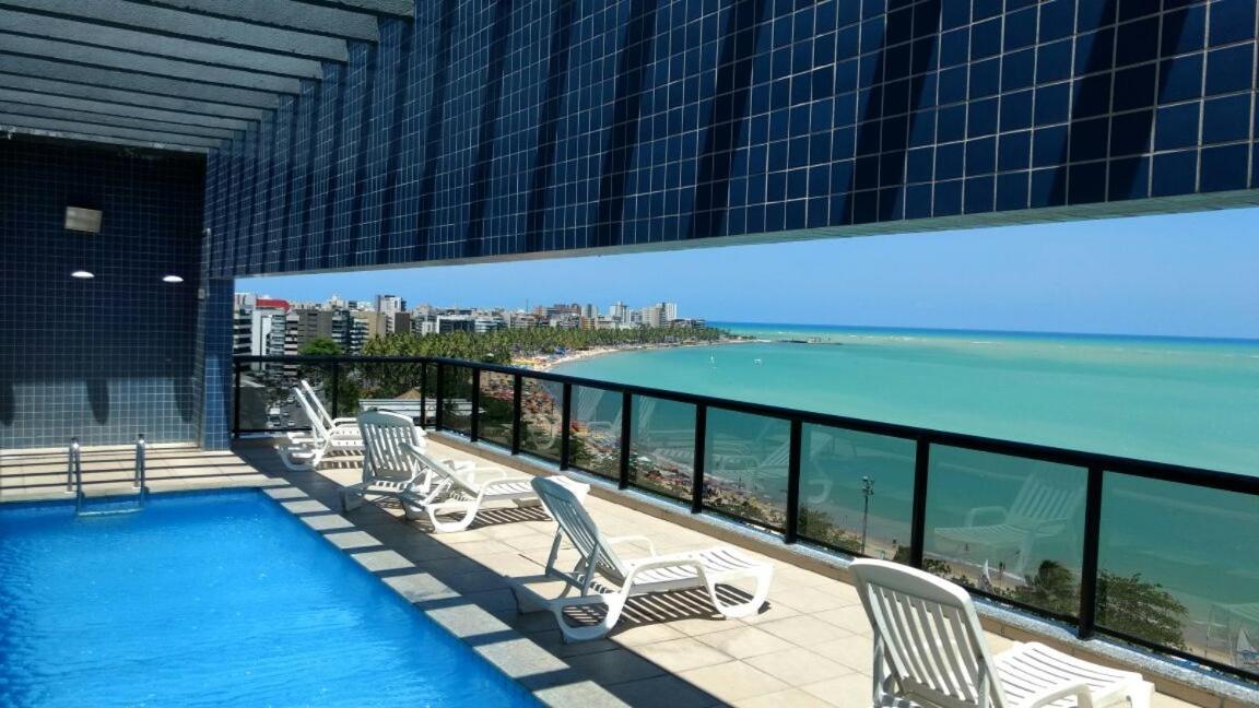 Apartamento Luxo 2/4 Beira-Mar Pajuçara - Maceió