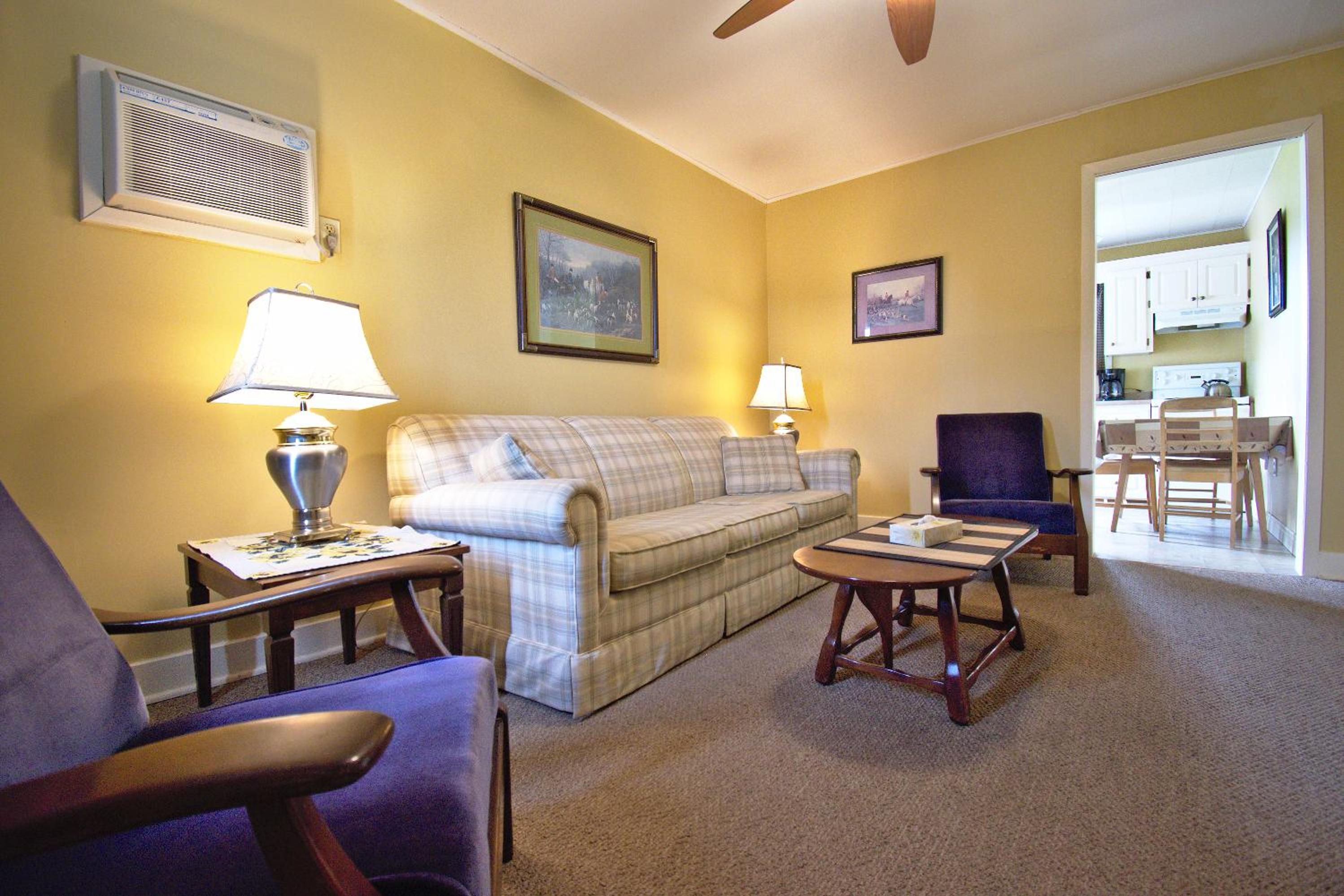 Lakeview Lodge and Cottages