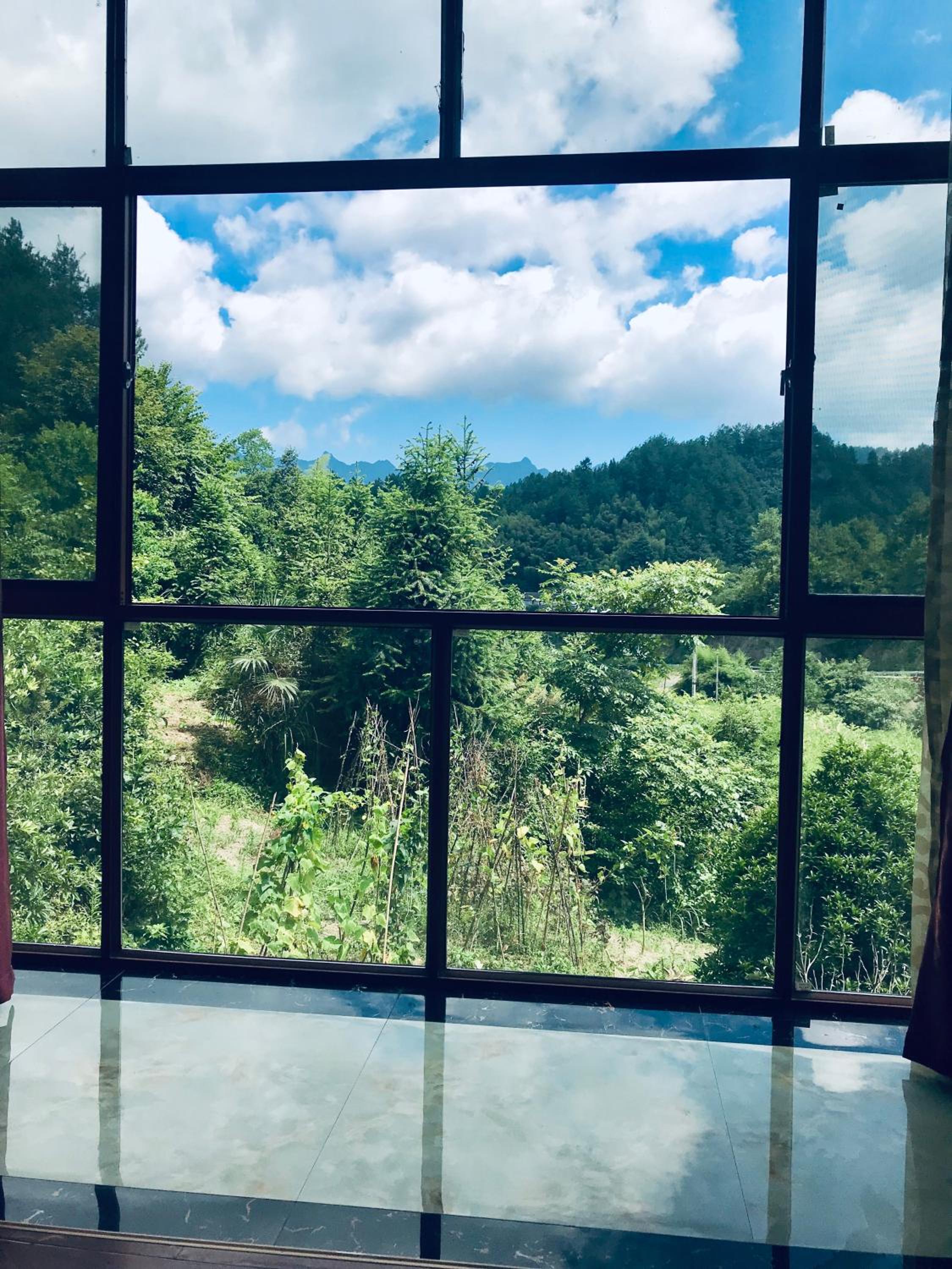 Zhangjiajie one step to heaven inn (Yangjiajie ticket office)