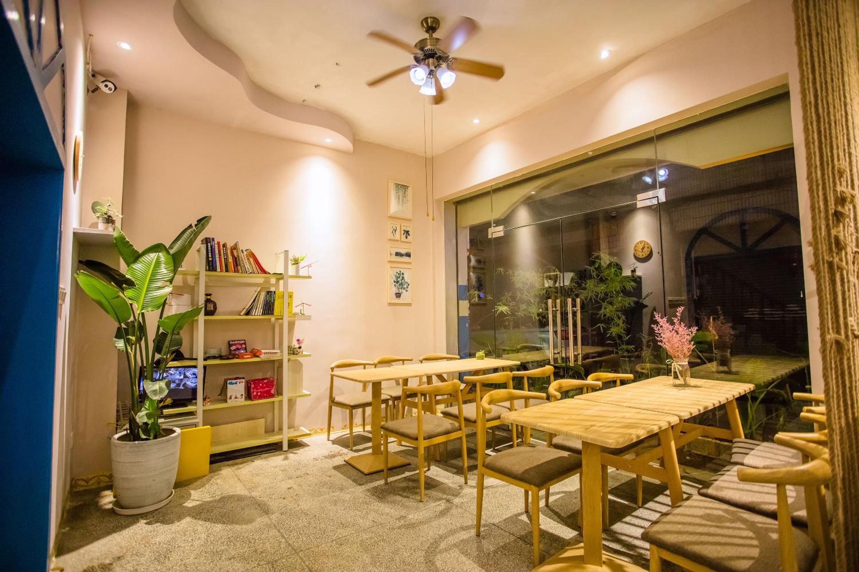 Murphy Youth Hostel Guilin桂林北站莫非青年旅舍