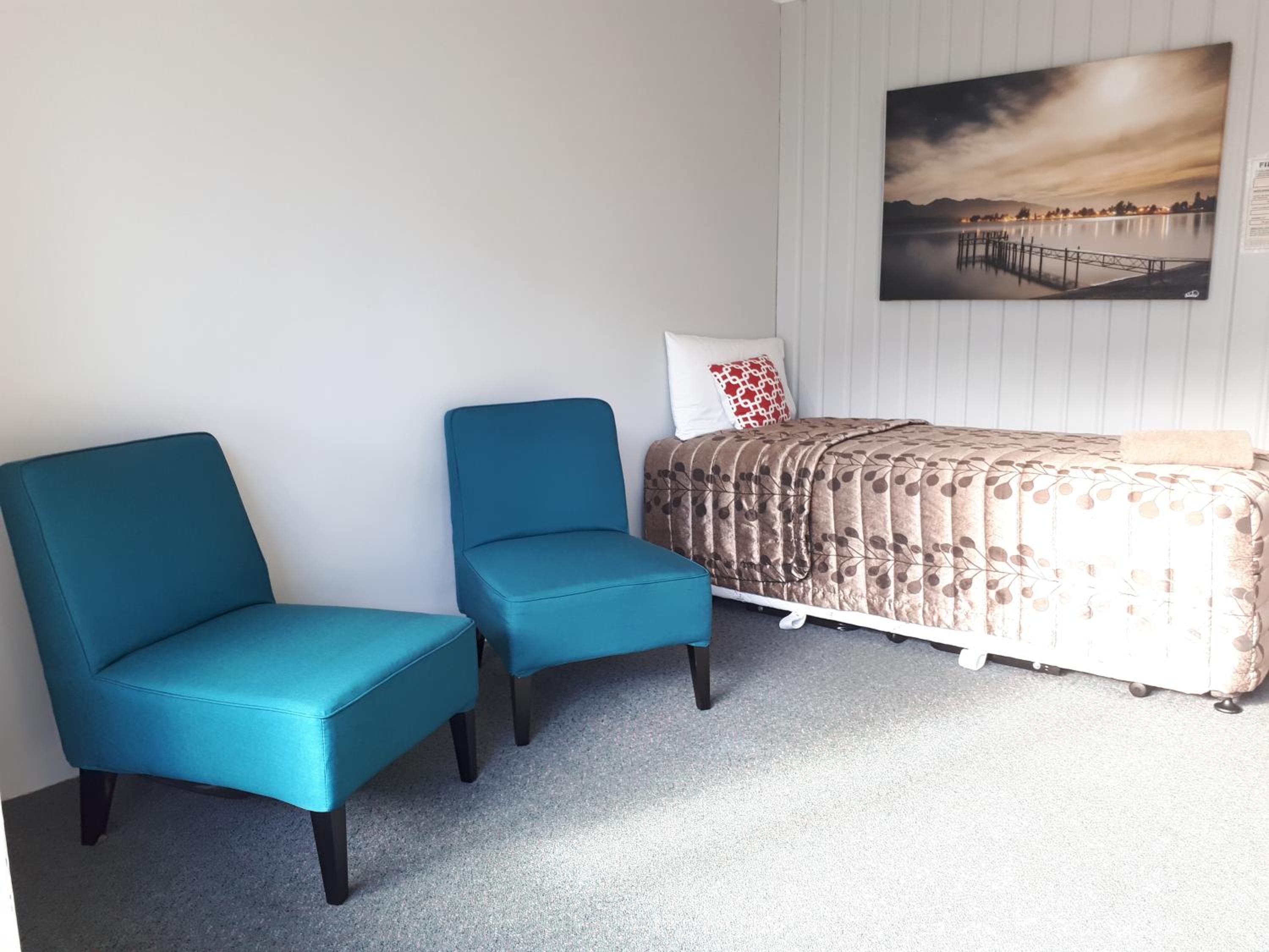 Edgewater Motel