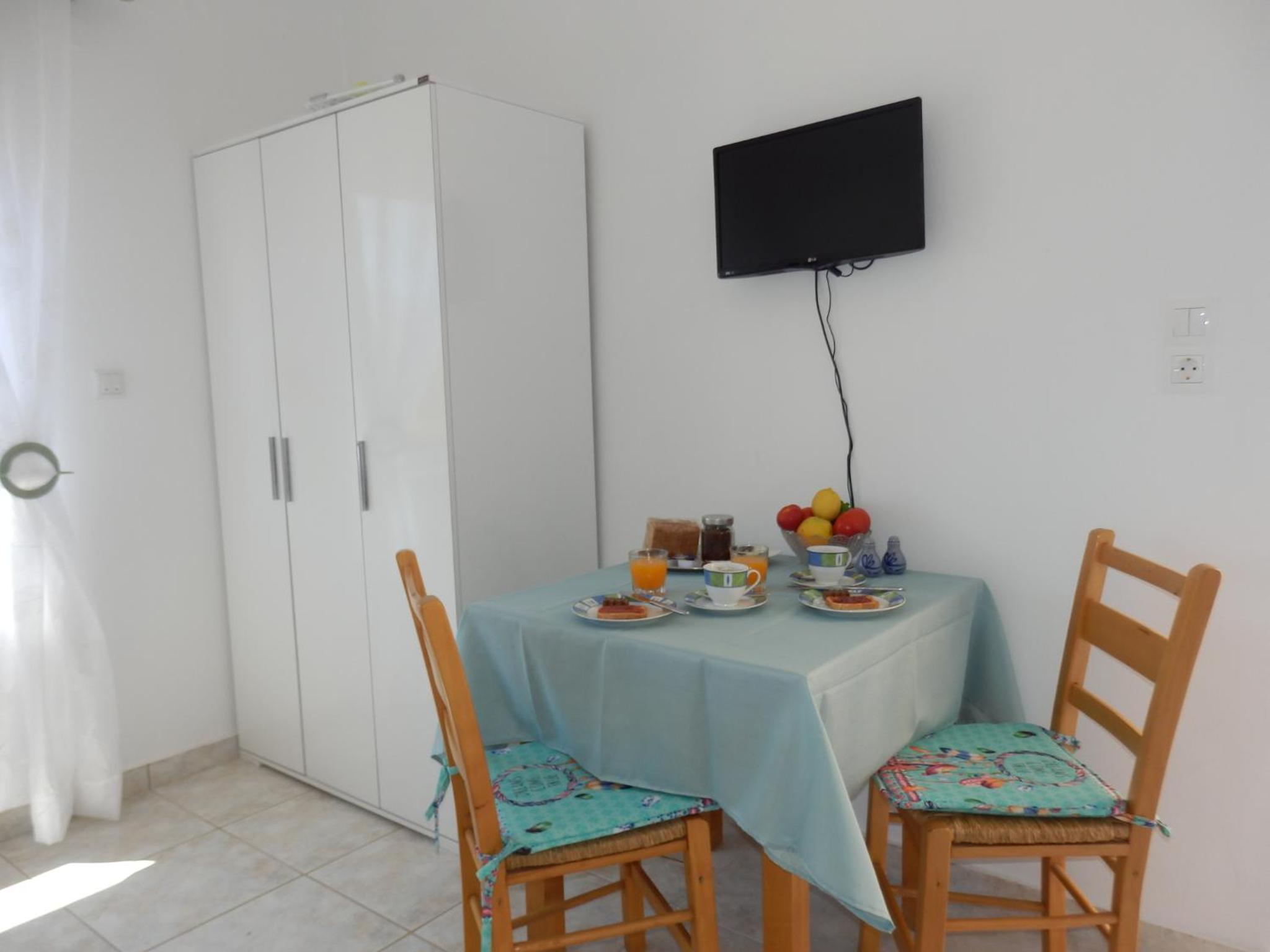 Maro Suites