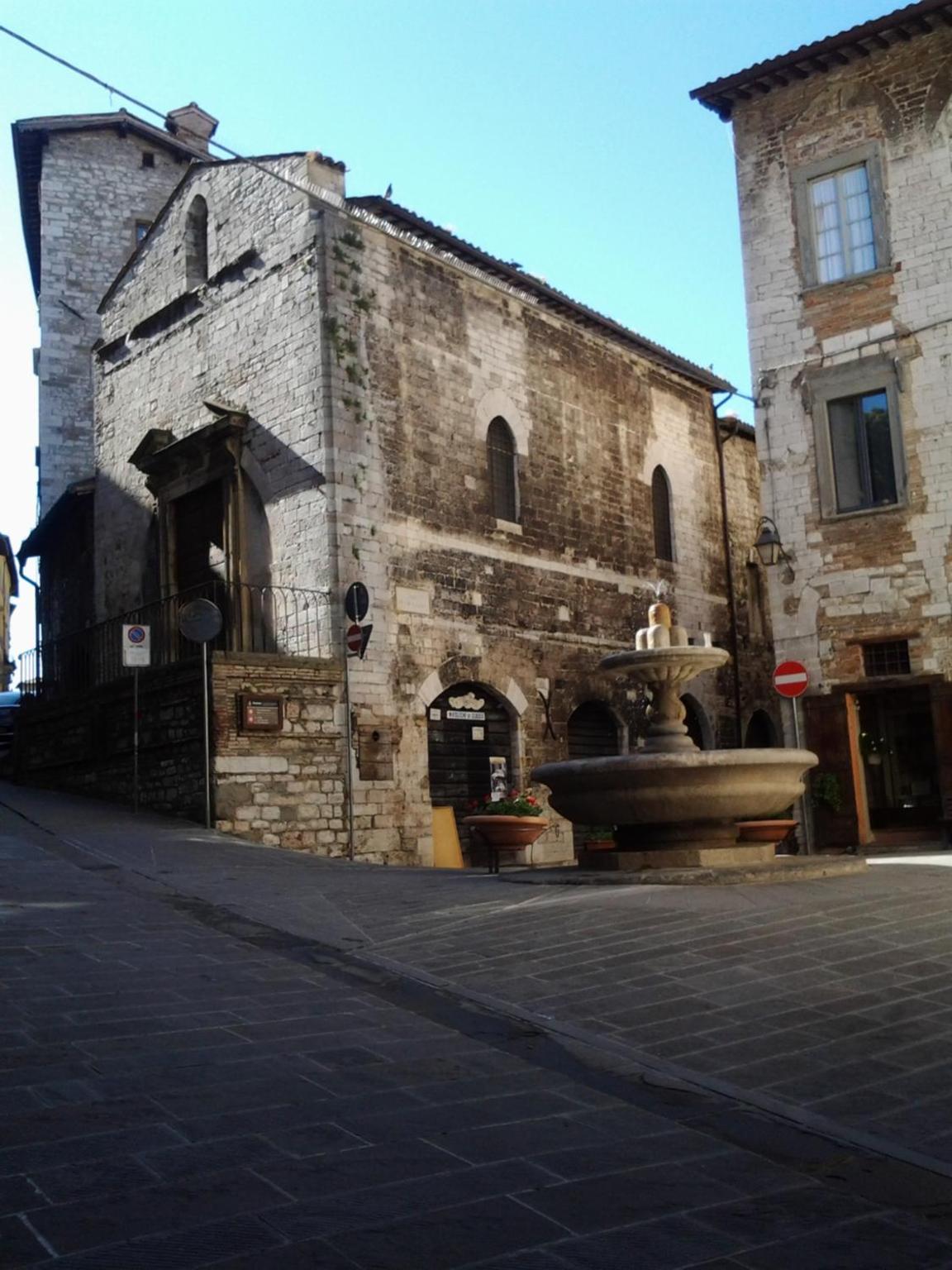Photo 33