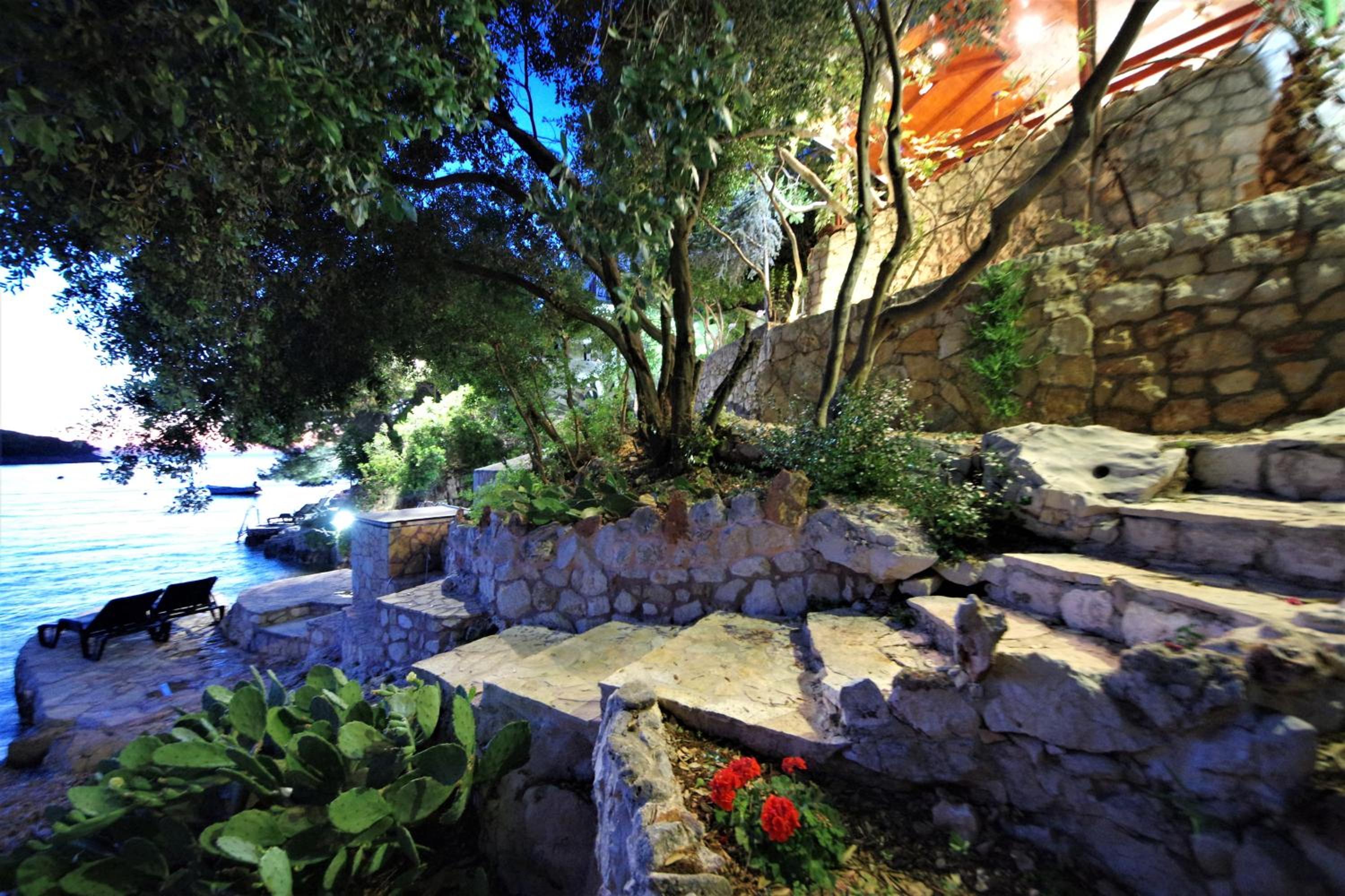 Apartments Villa Hraste Hvar view 2
