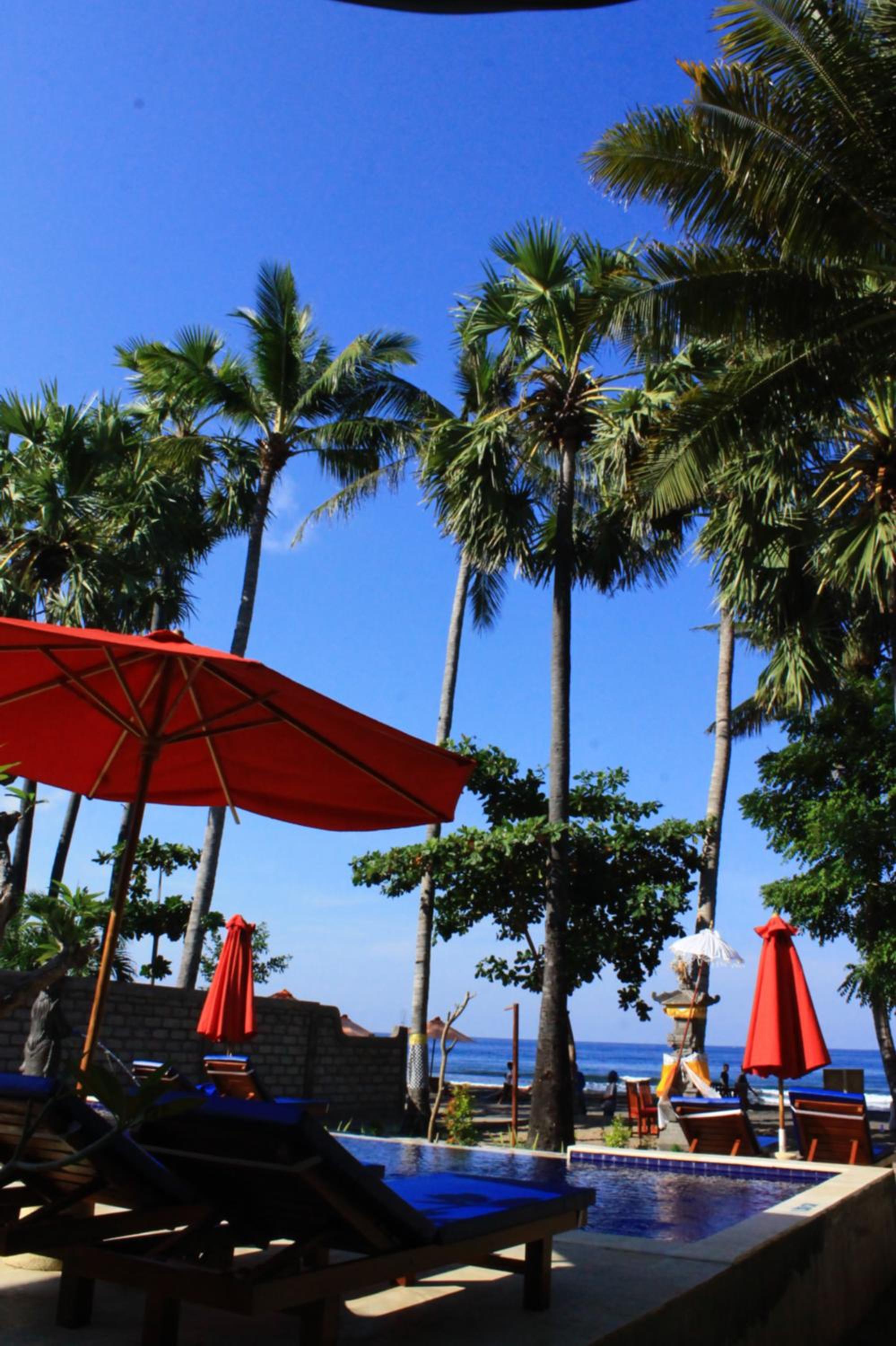 Bintang Beach Villa