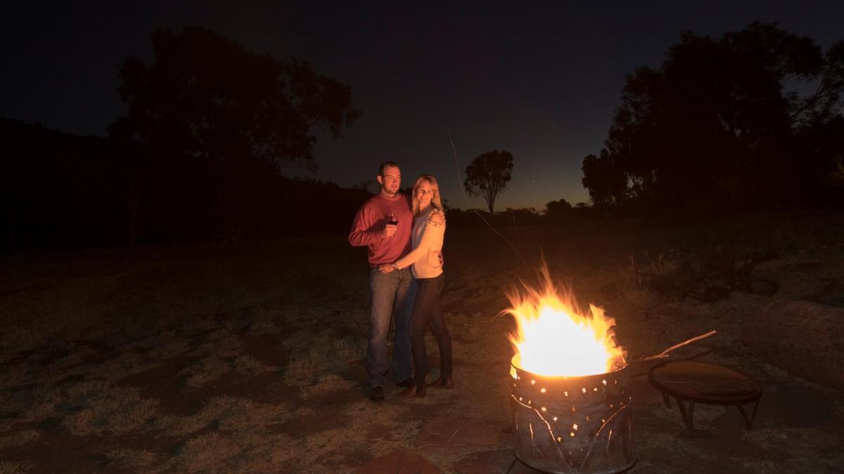 Alice Springs Vacations - Squeakywindmill Boutique Tent BB - Property Image 10