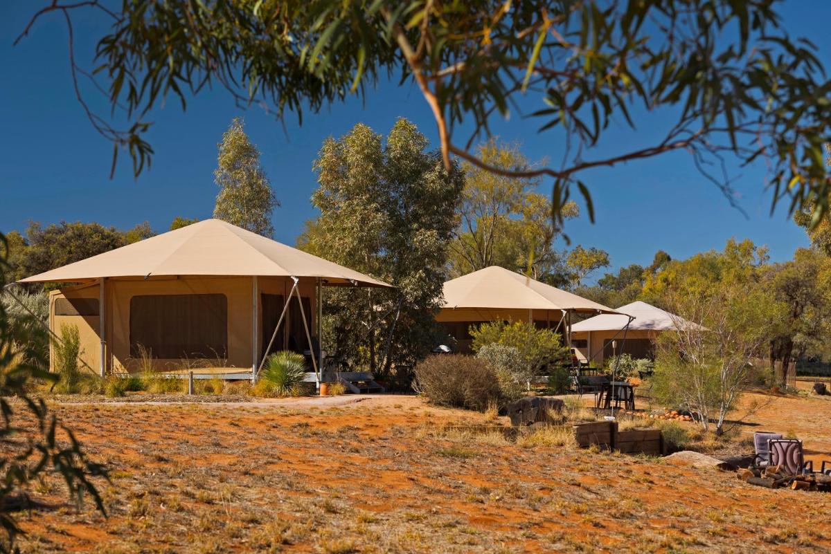 Alice Springs Vacations - Squeakywindmill Boutique Tent BB - Property Image 13