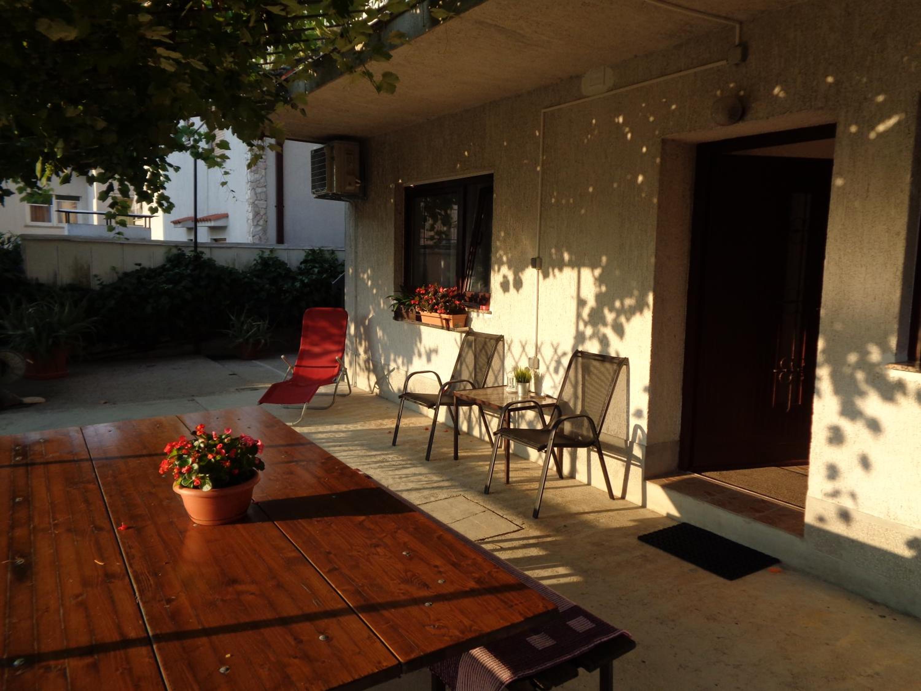 Nena's Place view 3