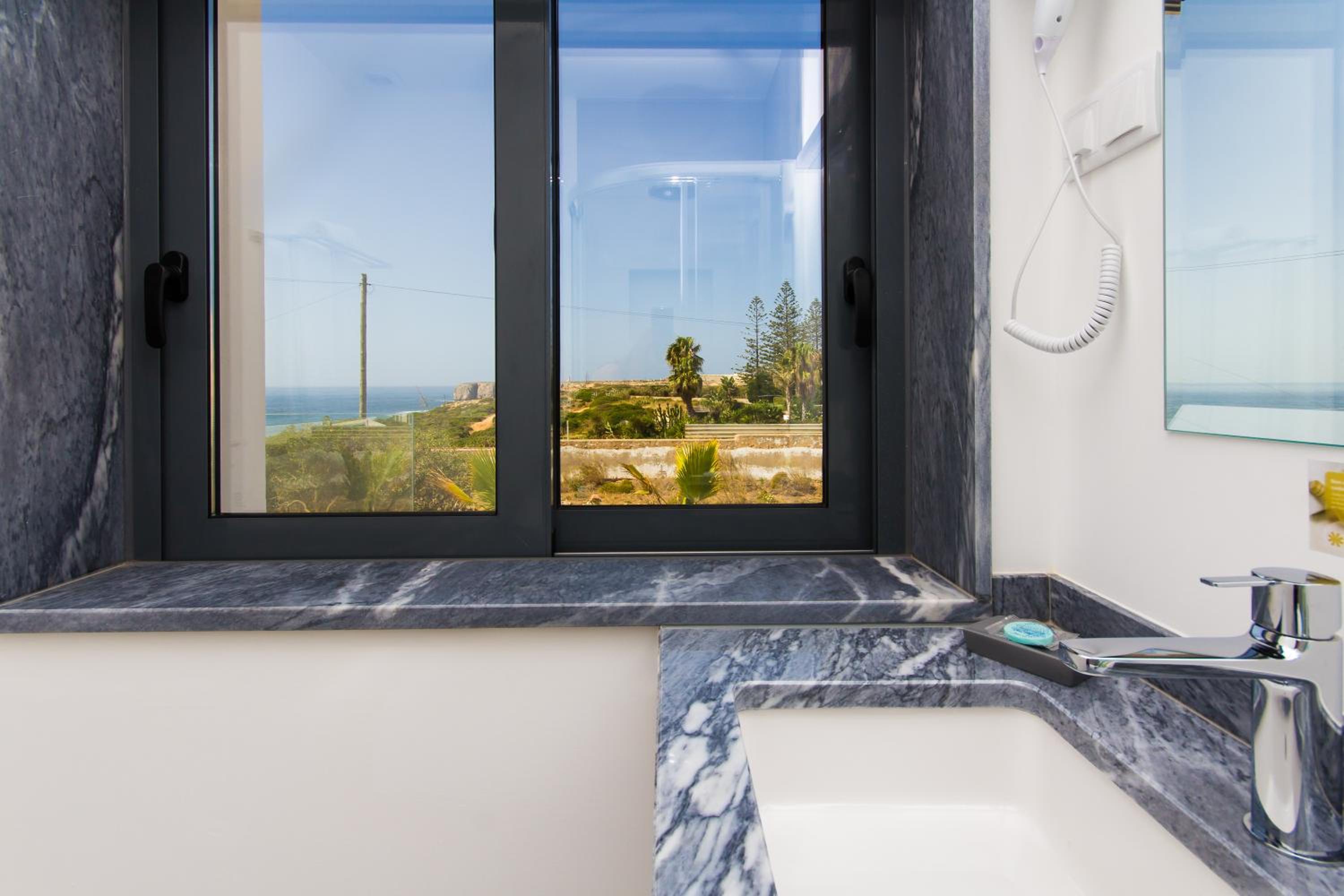 Mareta Beach House - Boutique Residence view 2