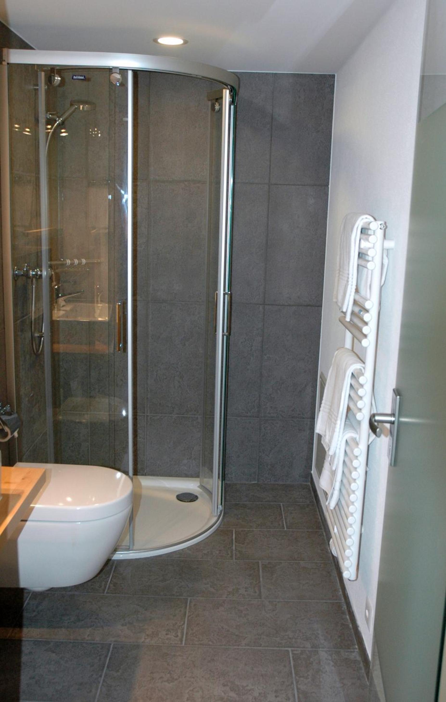 Photo 48