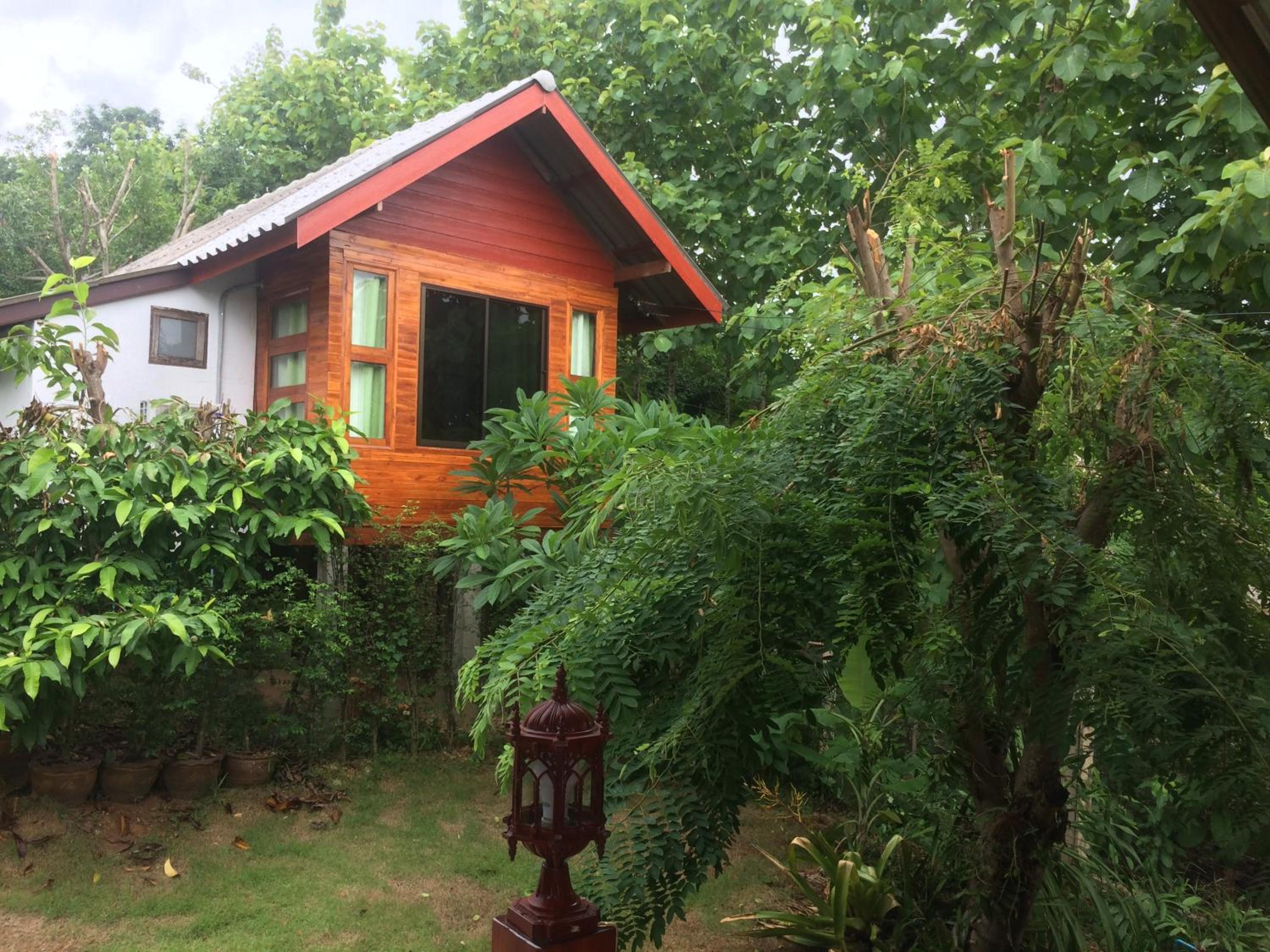 Settee Homestay