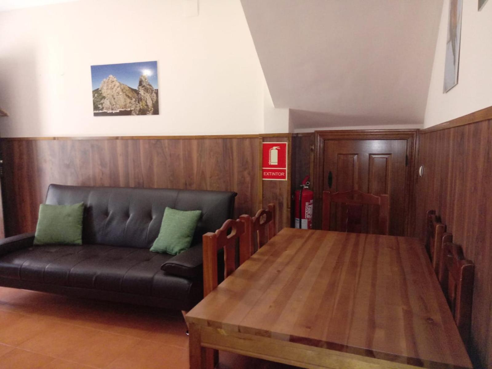 Casa Rural Al-Mofrag y Apartamentos El Mirador de Monfragüe