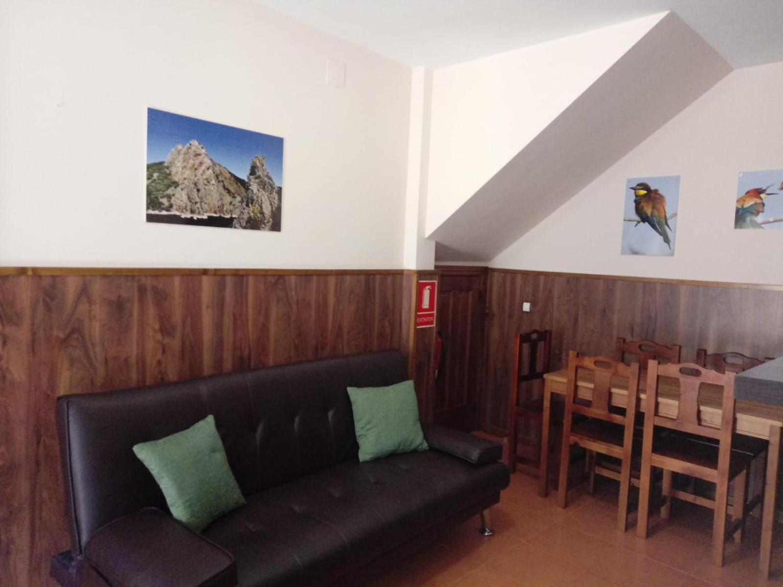 Casa Rural Al-Mofrag y Apartamentos El Mirador de Monfragüe
