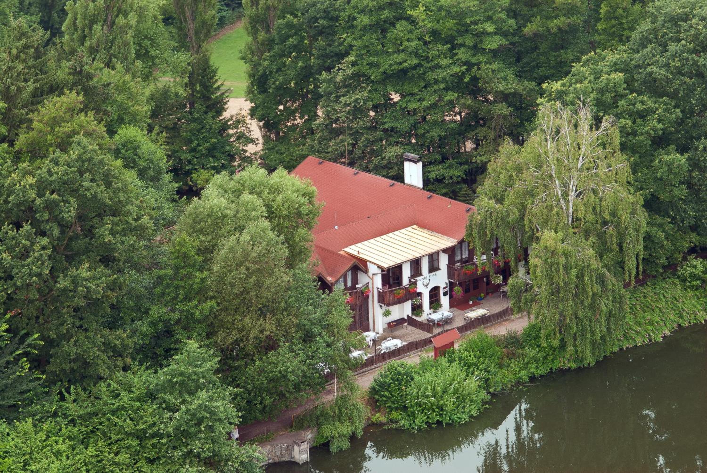 Lovecký hotel Jívák view 2