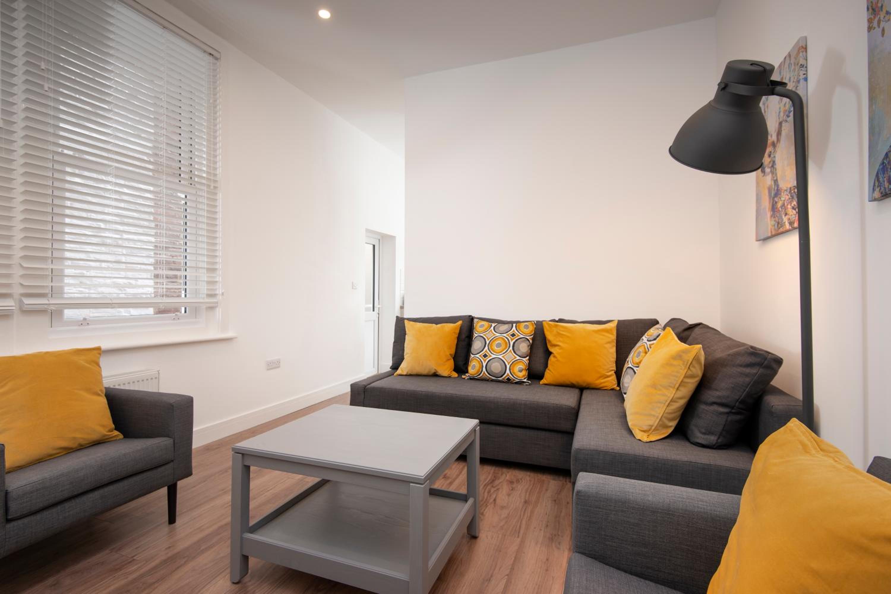 Flat B - Ground floor, 2 bedroom, 2 bathroom apartment with garden in Central Southsea, Portsmouth view 5