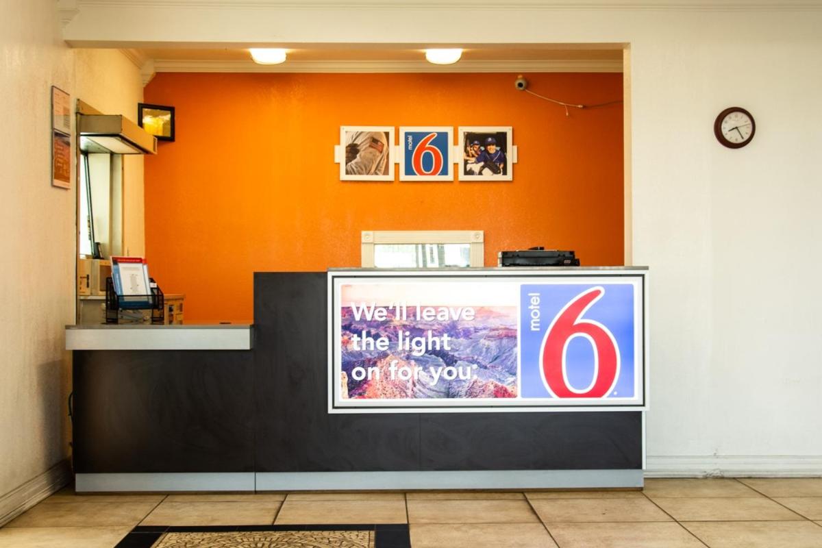 Motel 6-Brinkley, AR