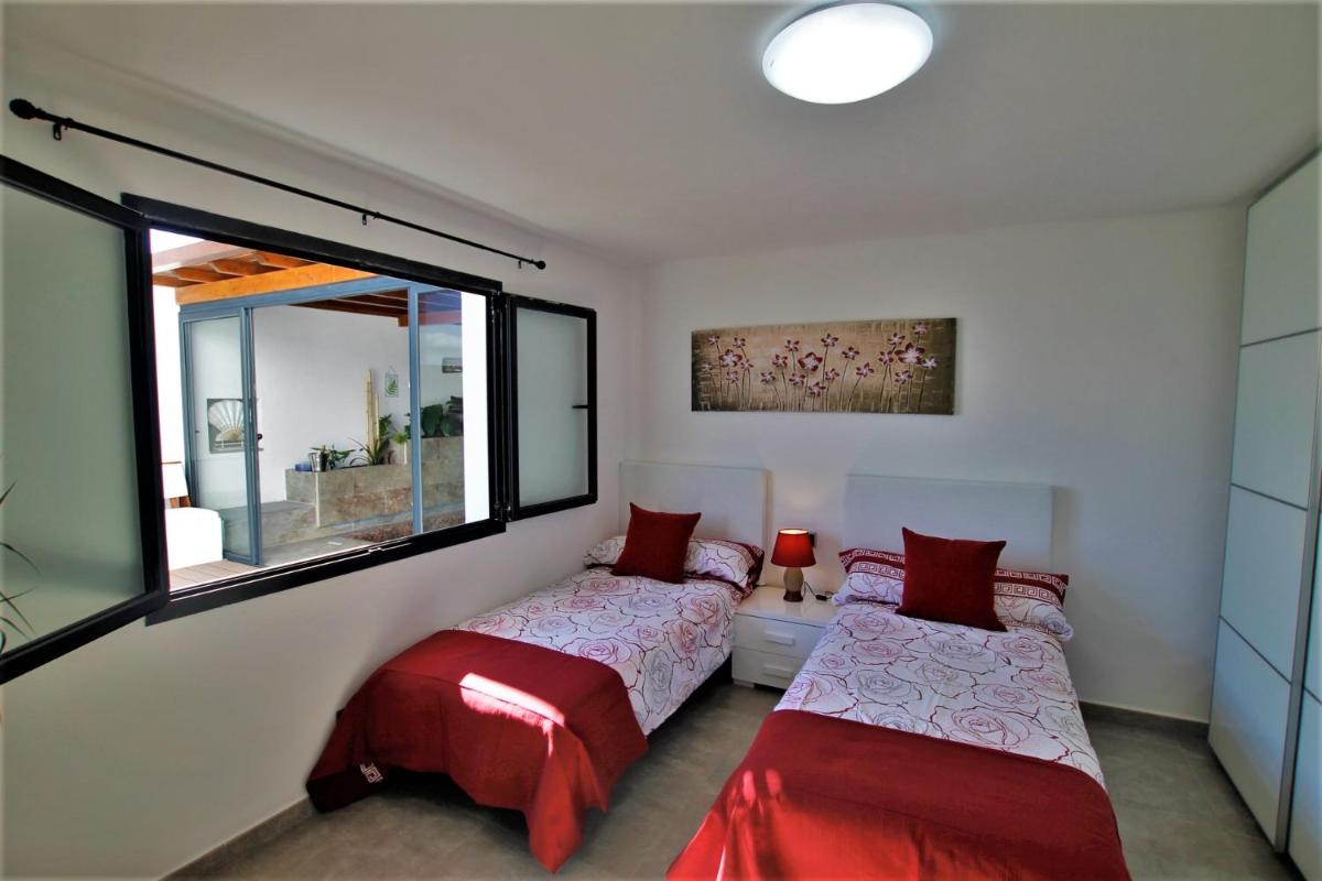 Holiday House and Spa Lanzarote photo 2