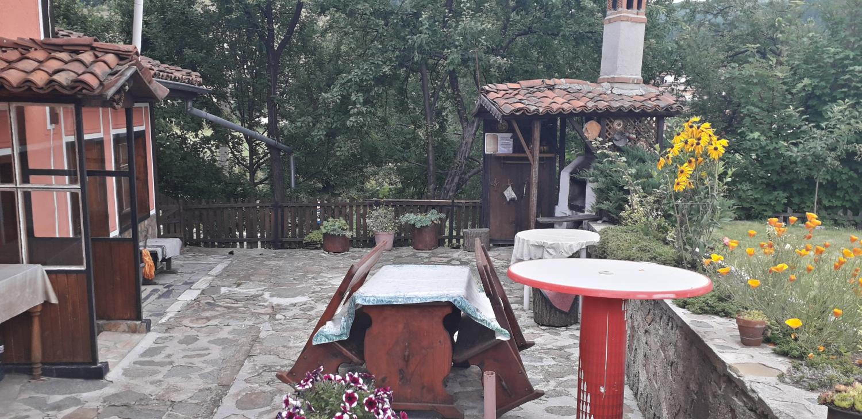 Mechta Guest House