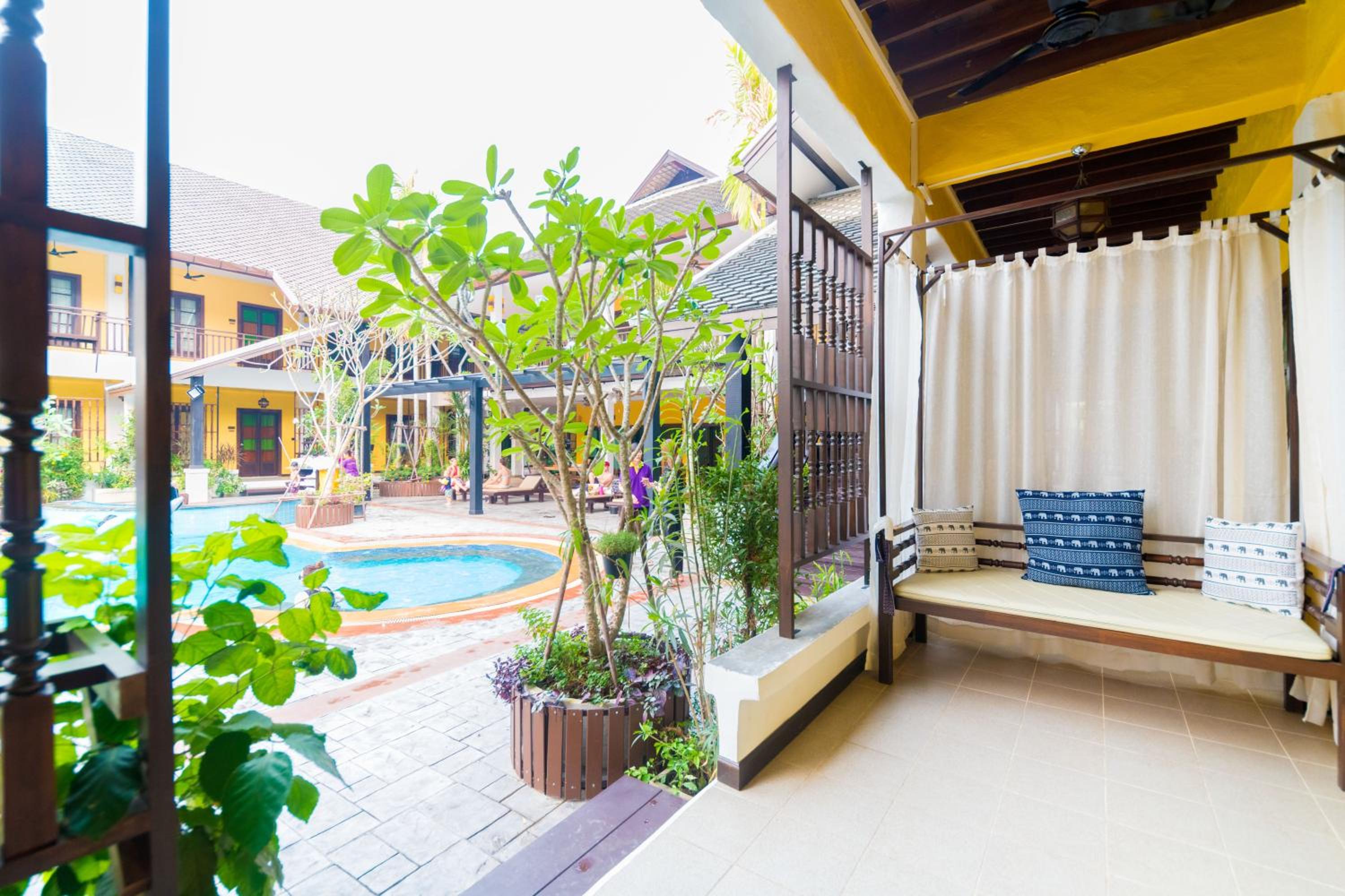 Vdara Pool Resort Spa Chiang Mai